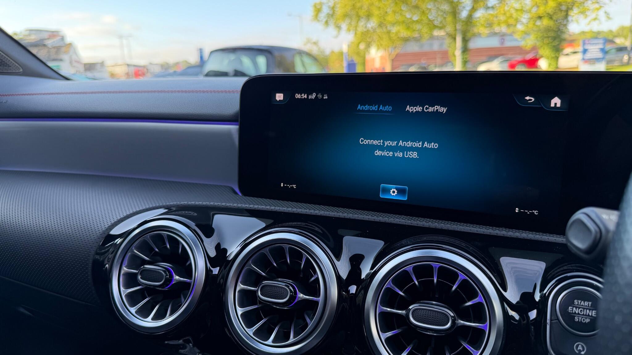 Mercedes-Benz Cla view 23