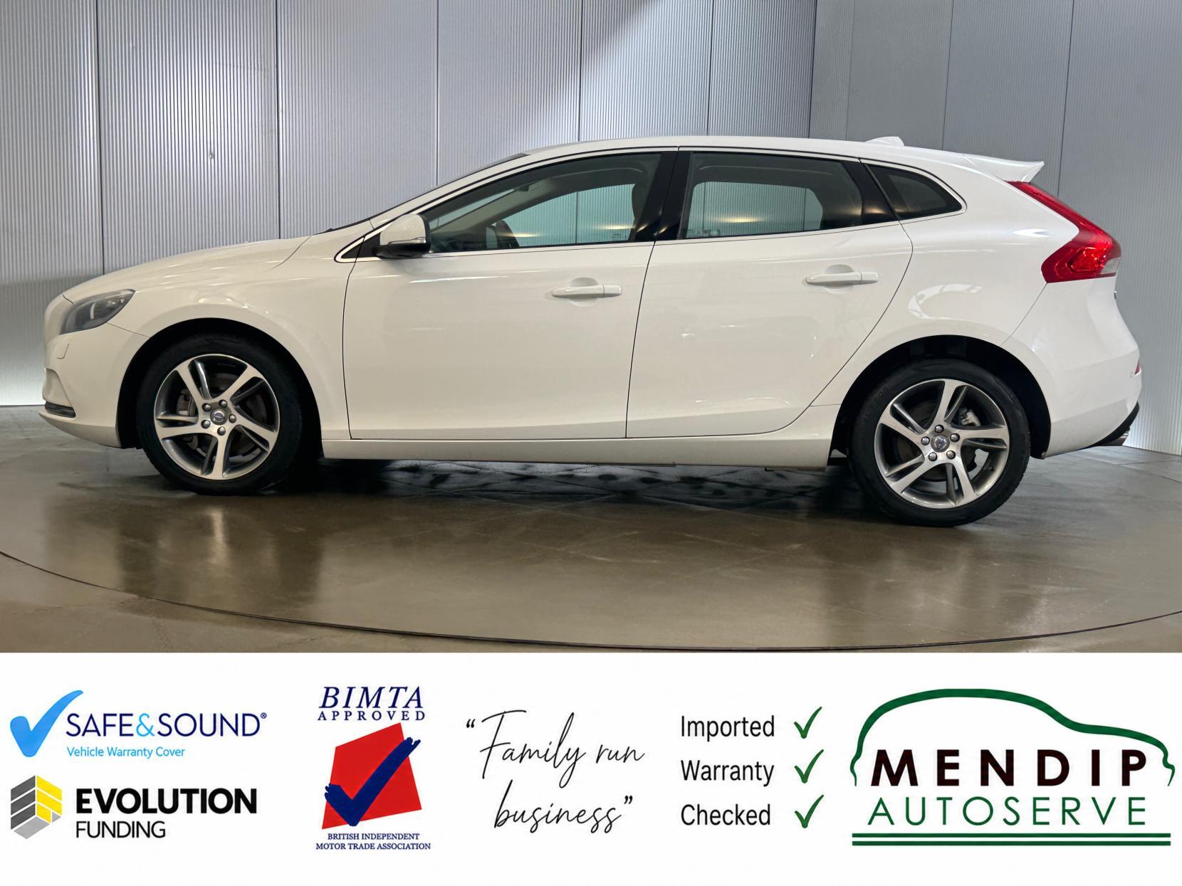 Volvo V40 view 7