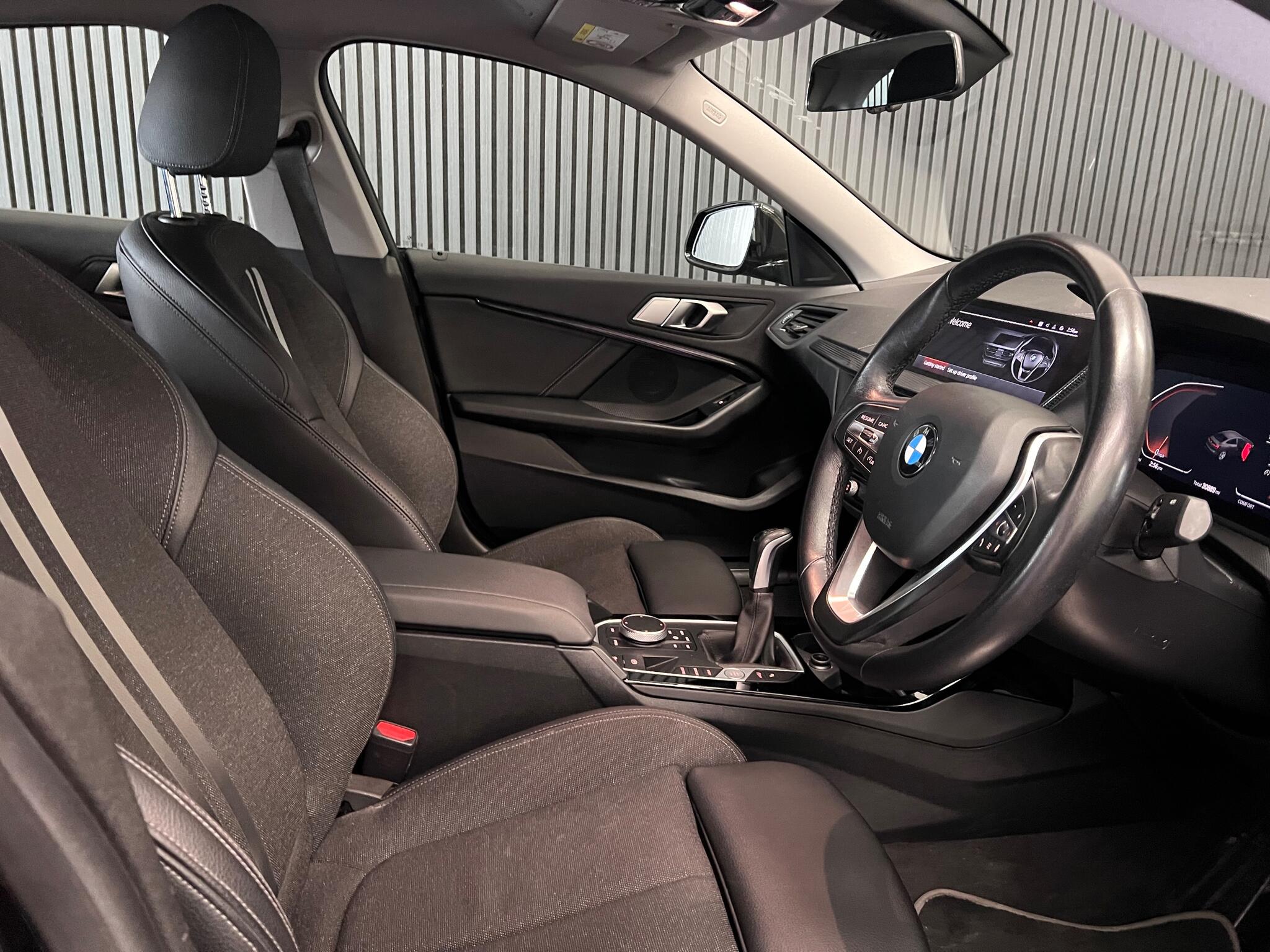 BMW 2 Series view 2