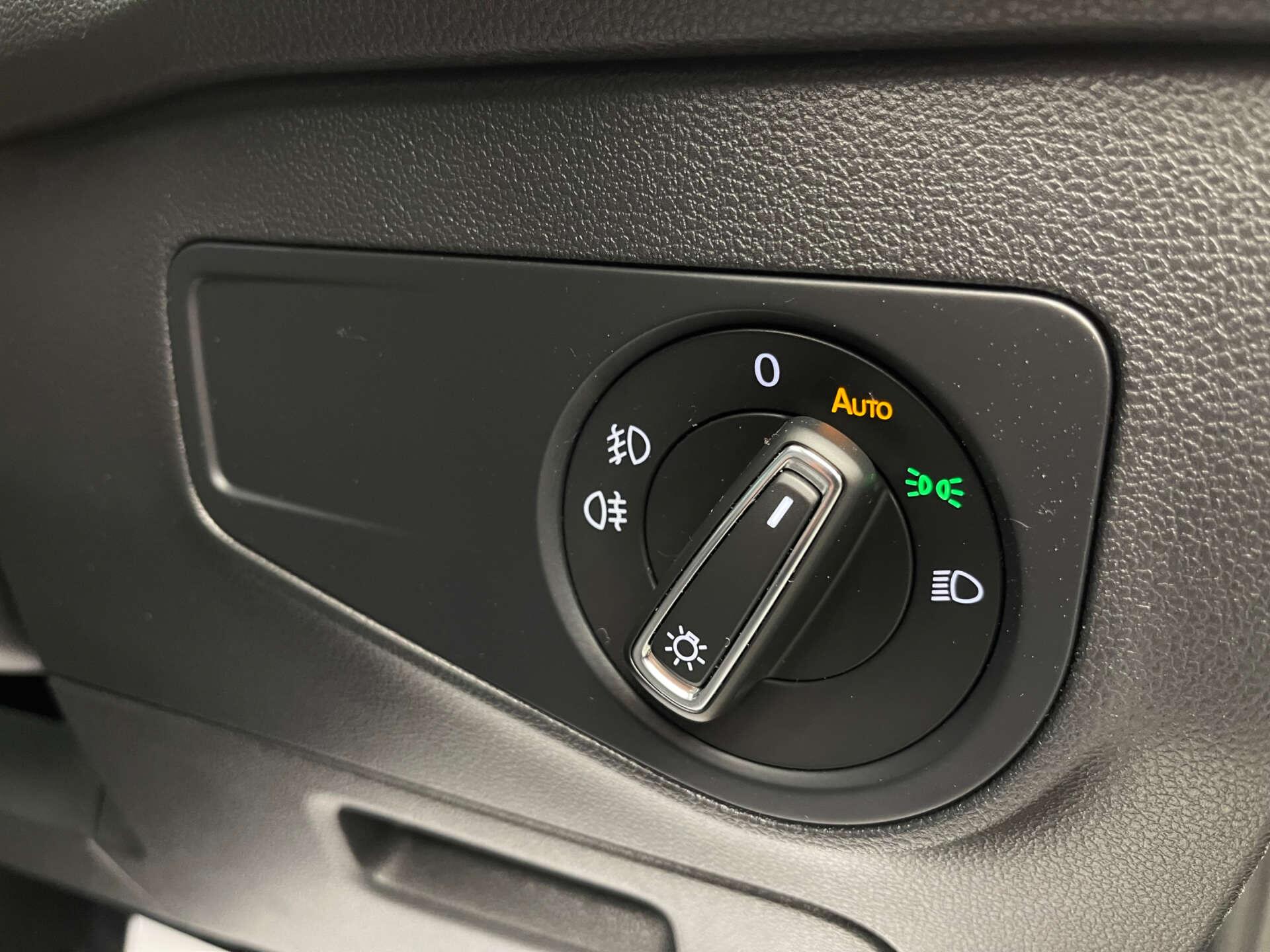 Volkswagen Tiguan view 19