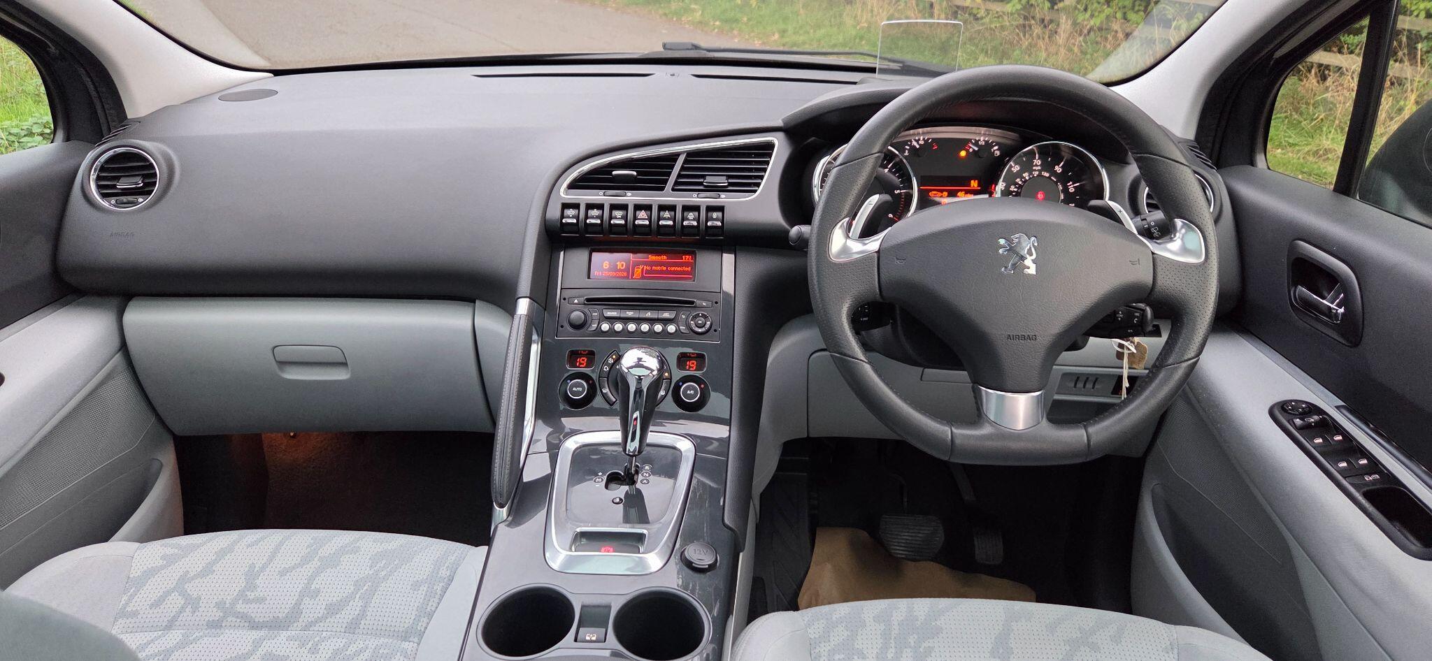 Peugeot 3008 view 16