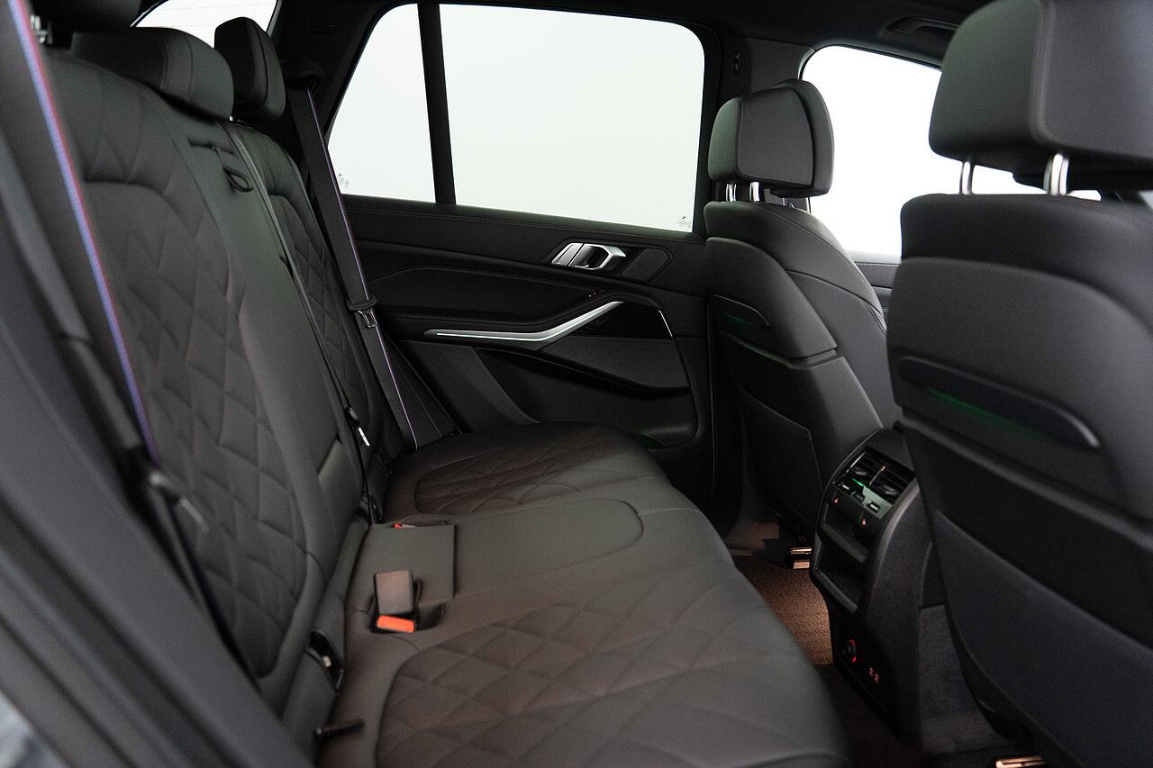 BMW X5 view 45