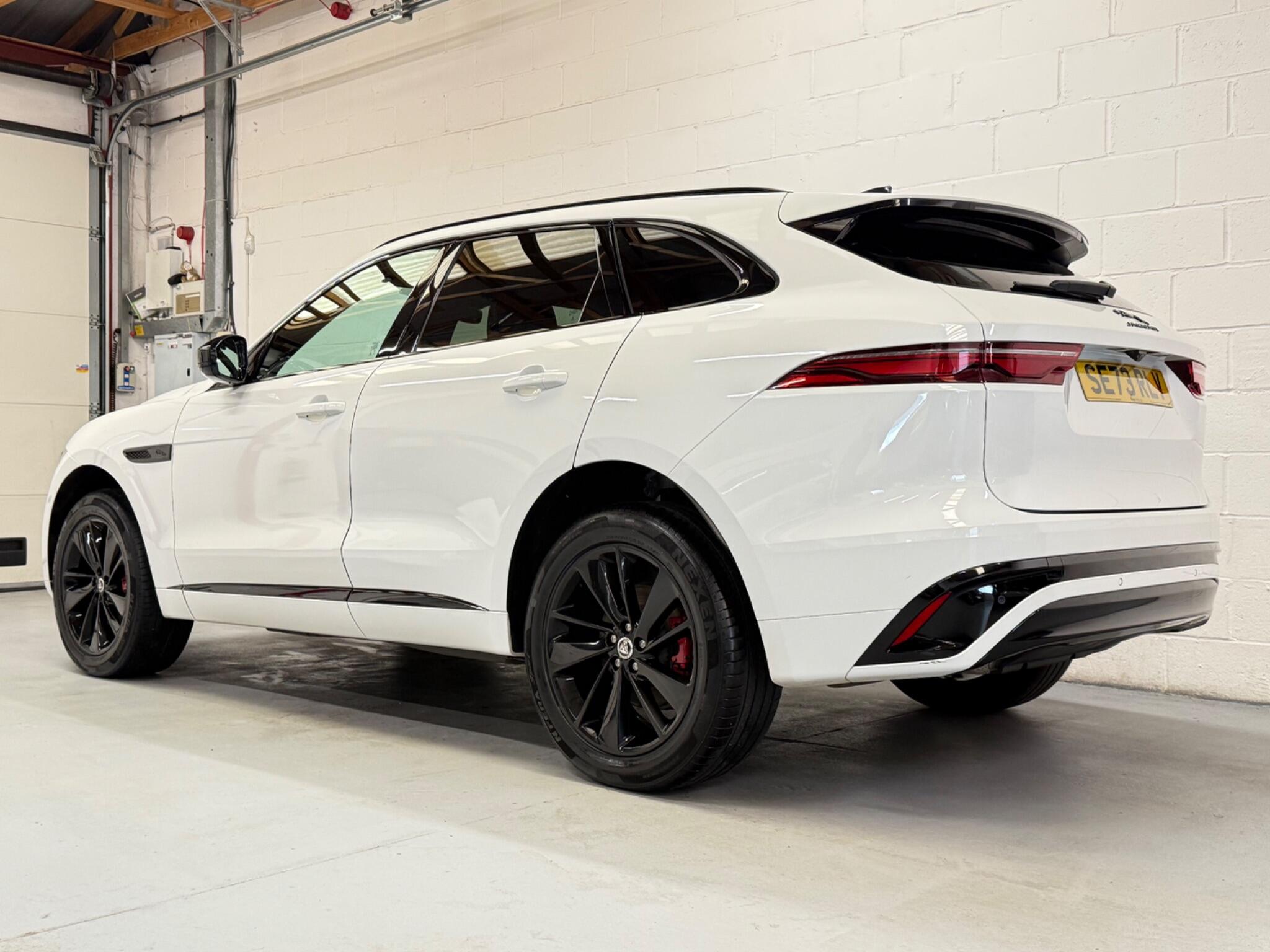 Jaguar F-Pace view 5