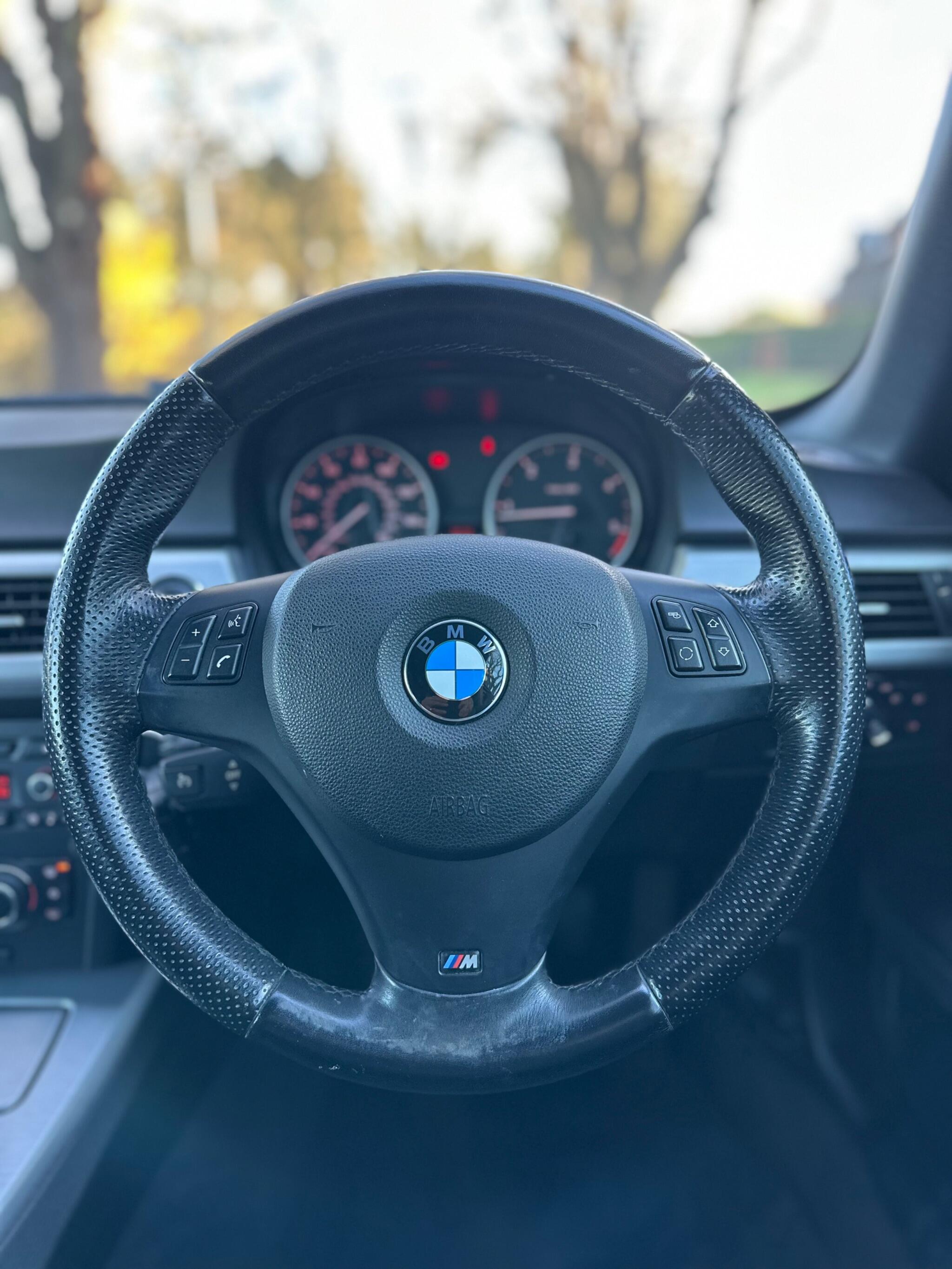 2010 BMW 3 Series image 44