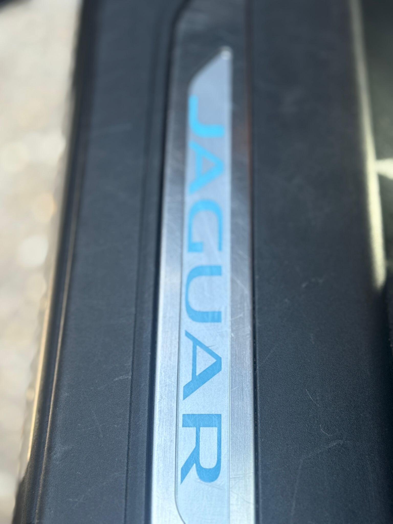 Jaguar F-Pace view 44