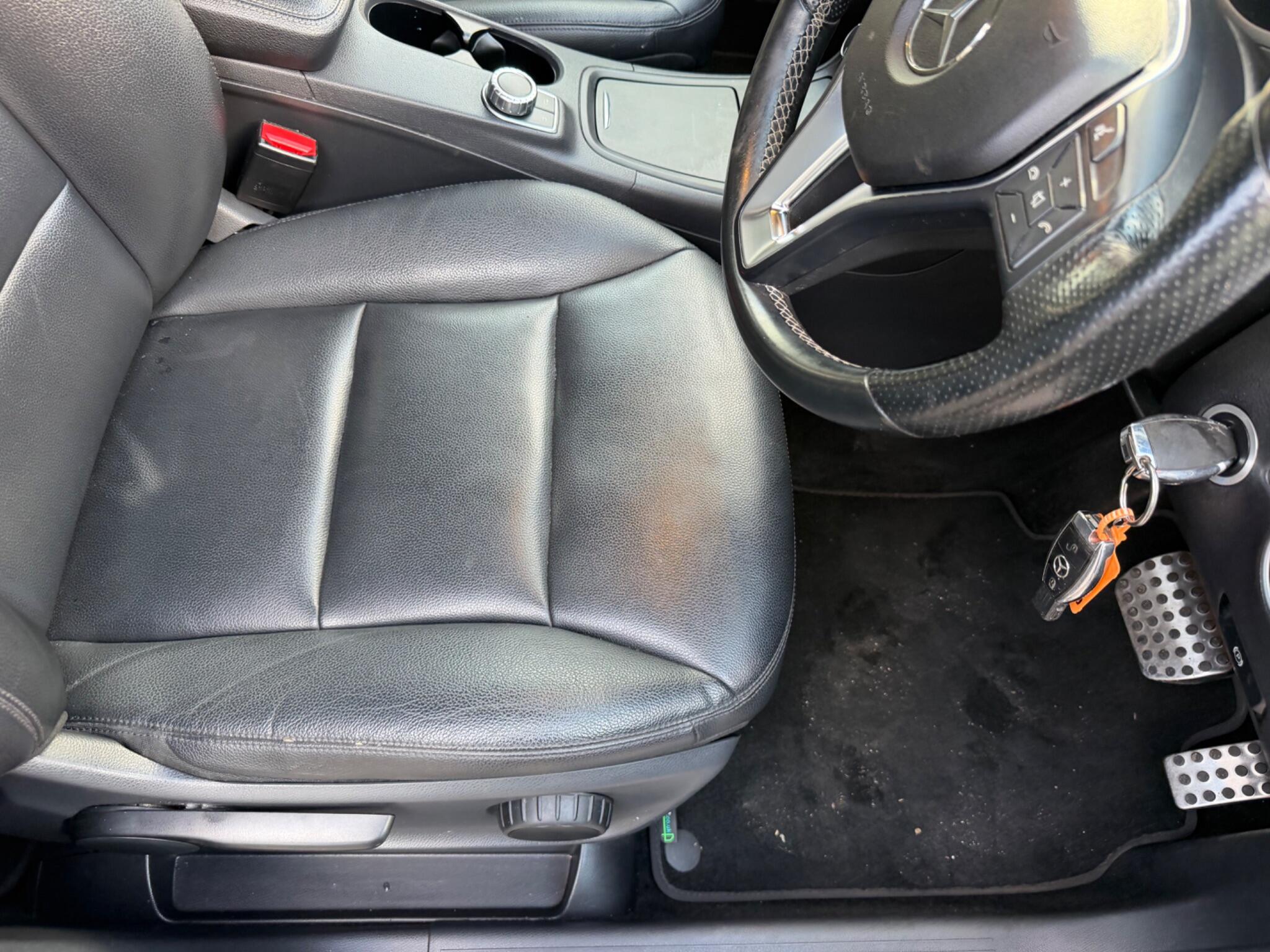 Mercedes-Benz B-Class view 13