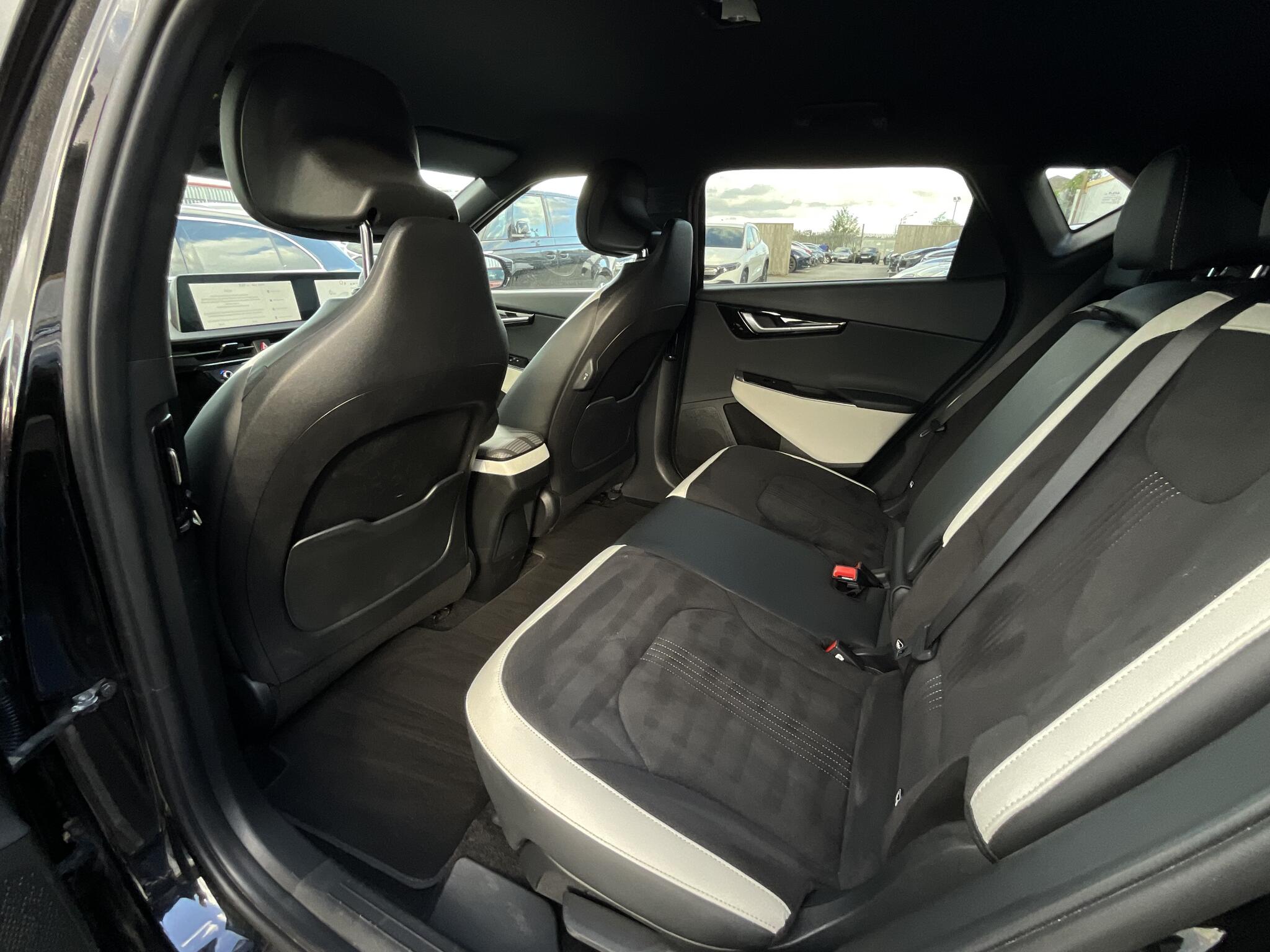 Kia Ev6 view 13