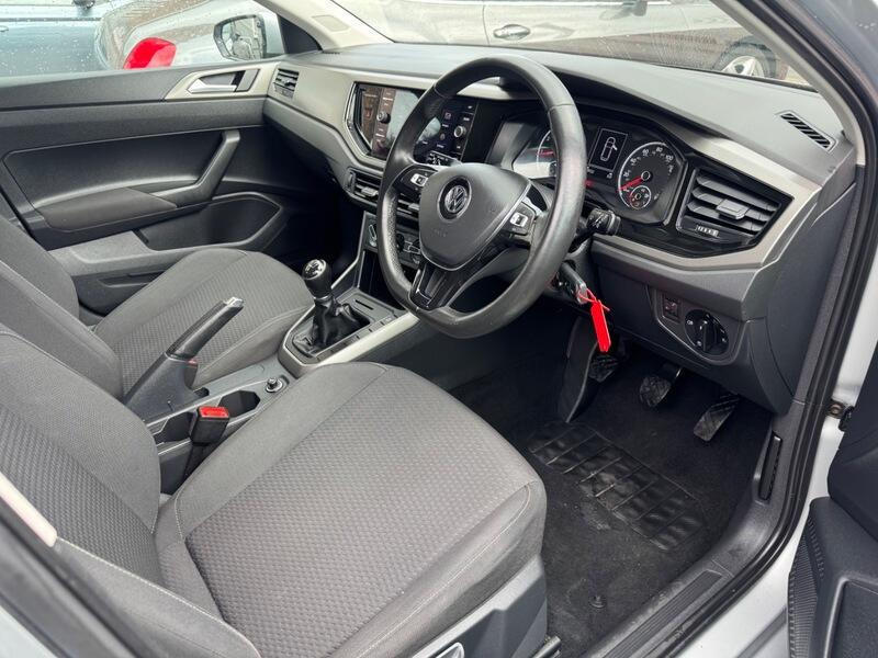 Volkswagen Polo view 12