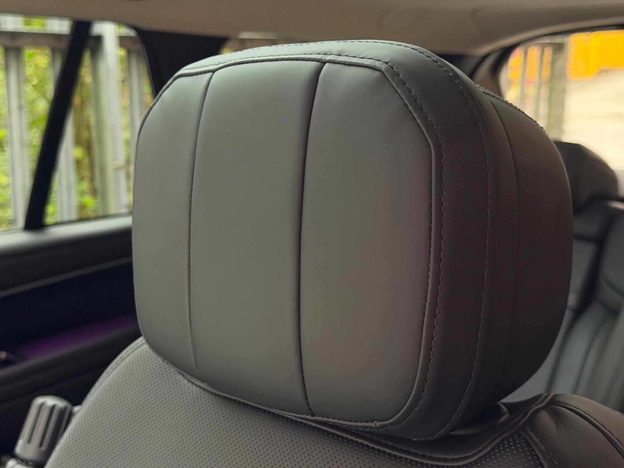 Land Rover Range Rover view 27
