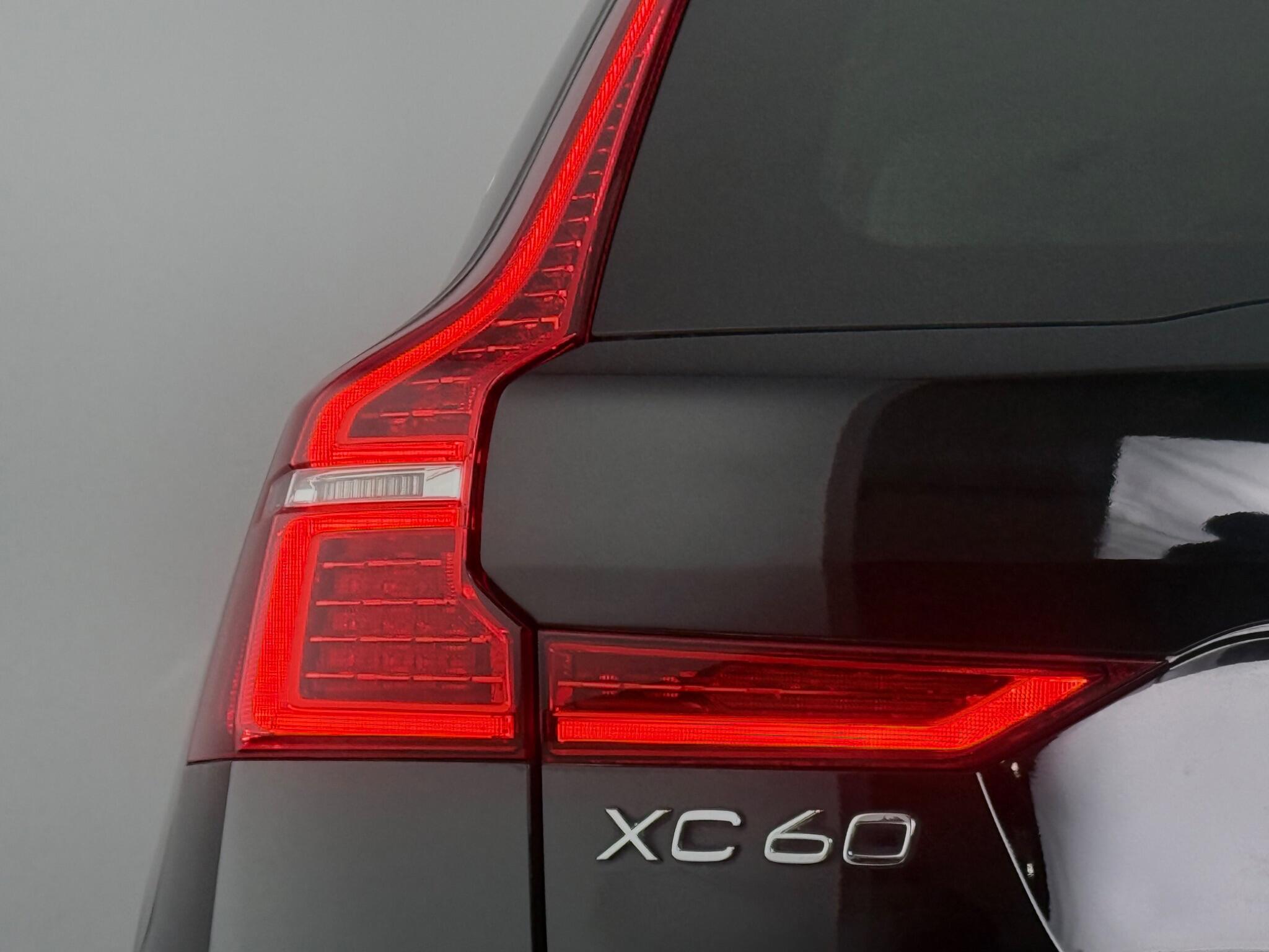 Volvo XC60 view 12