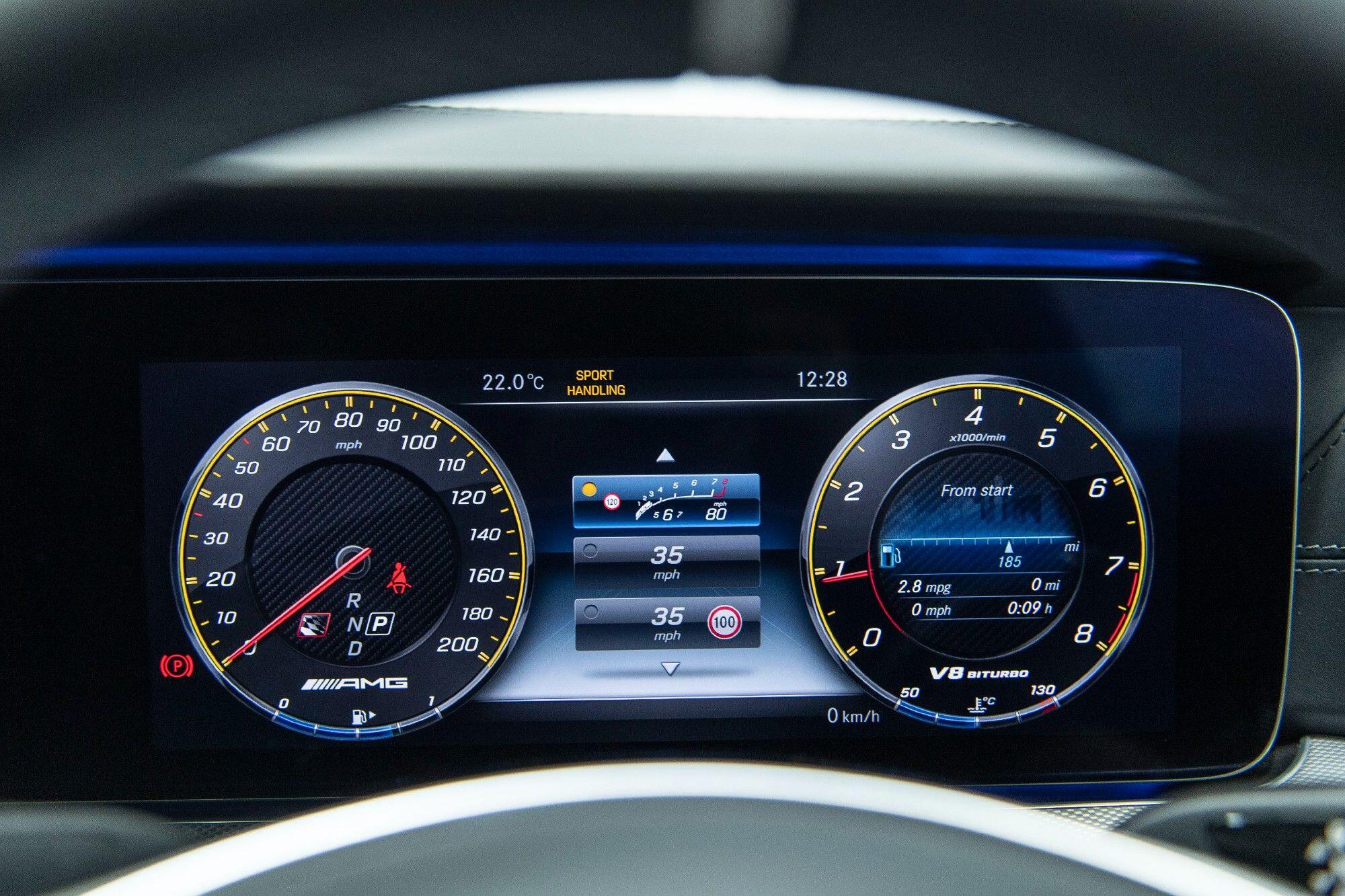Mercedes-Benz E Class view 18