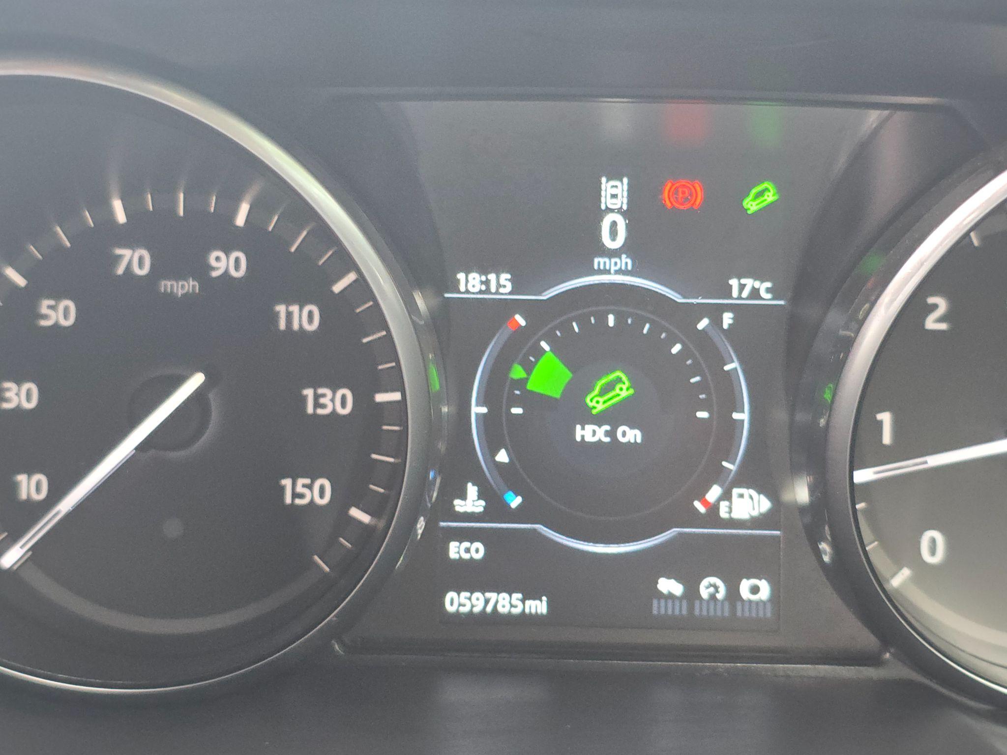 2017 Land Rover Discovery Sport 2.0 TD4 SE 4WD Euro 6 (s/s) 5dr (5 Seat) • 60,214 miles image 98