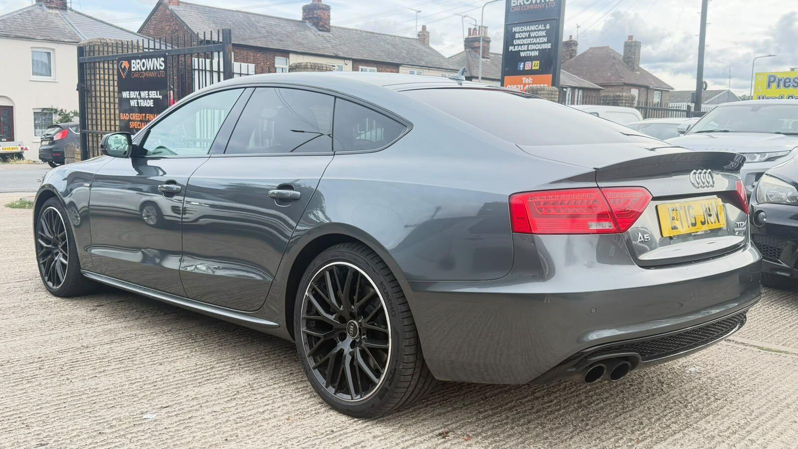 Audi A5 view 5