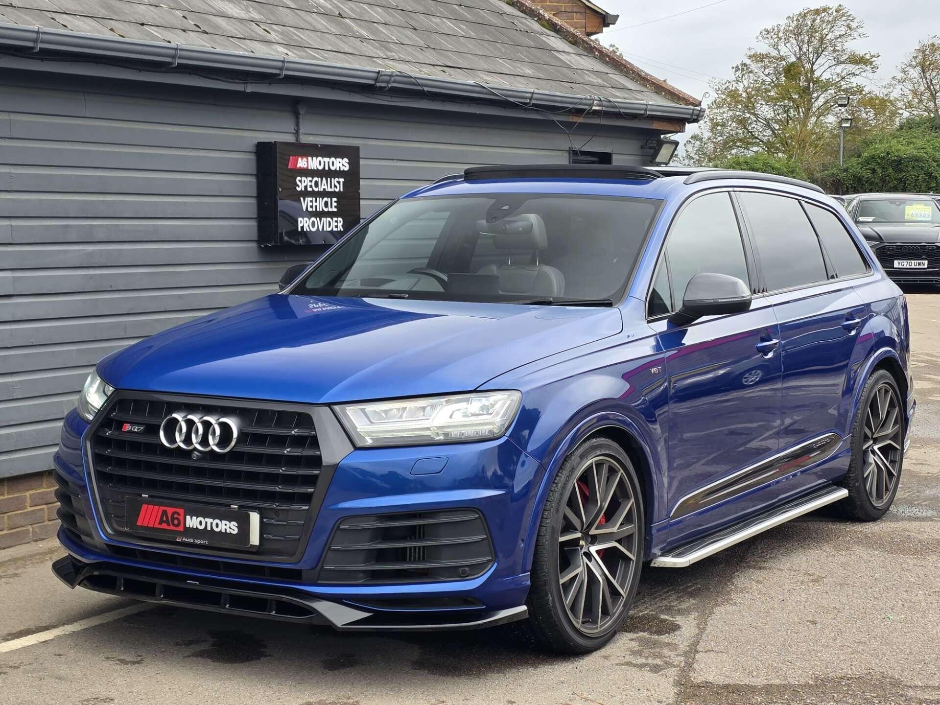 Audi SQ7 view 26