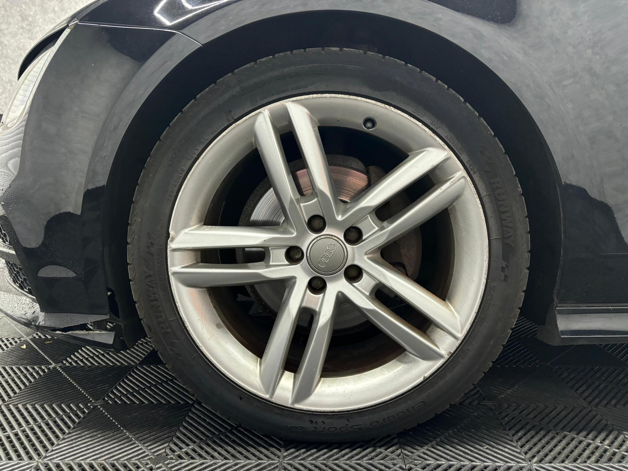 Audi A7 view 34