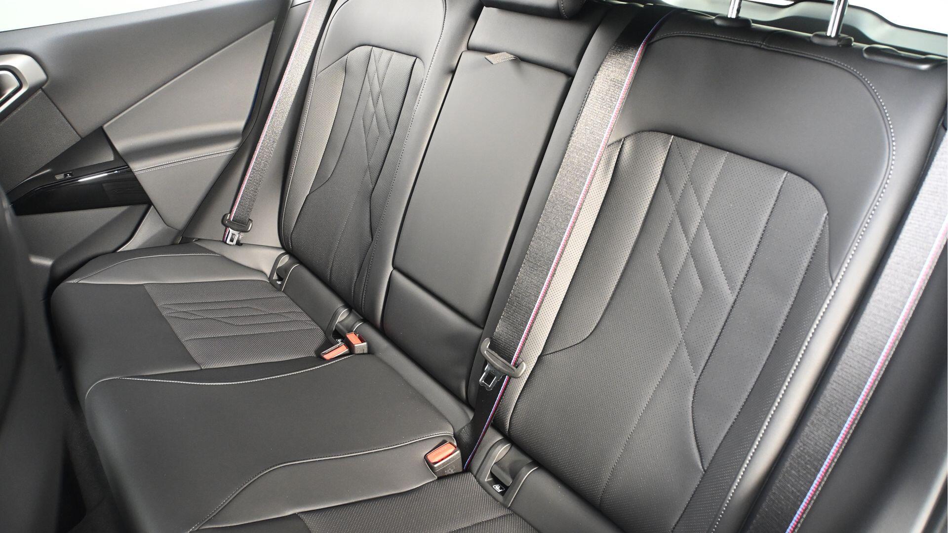 BMW X3 view 12