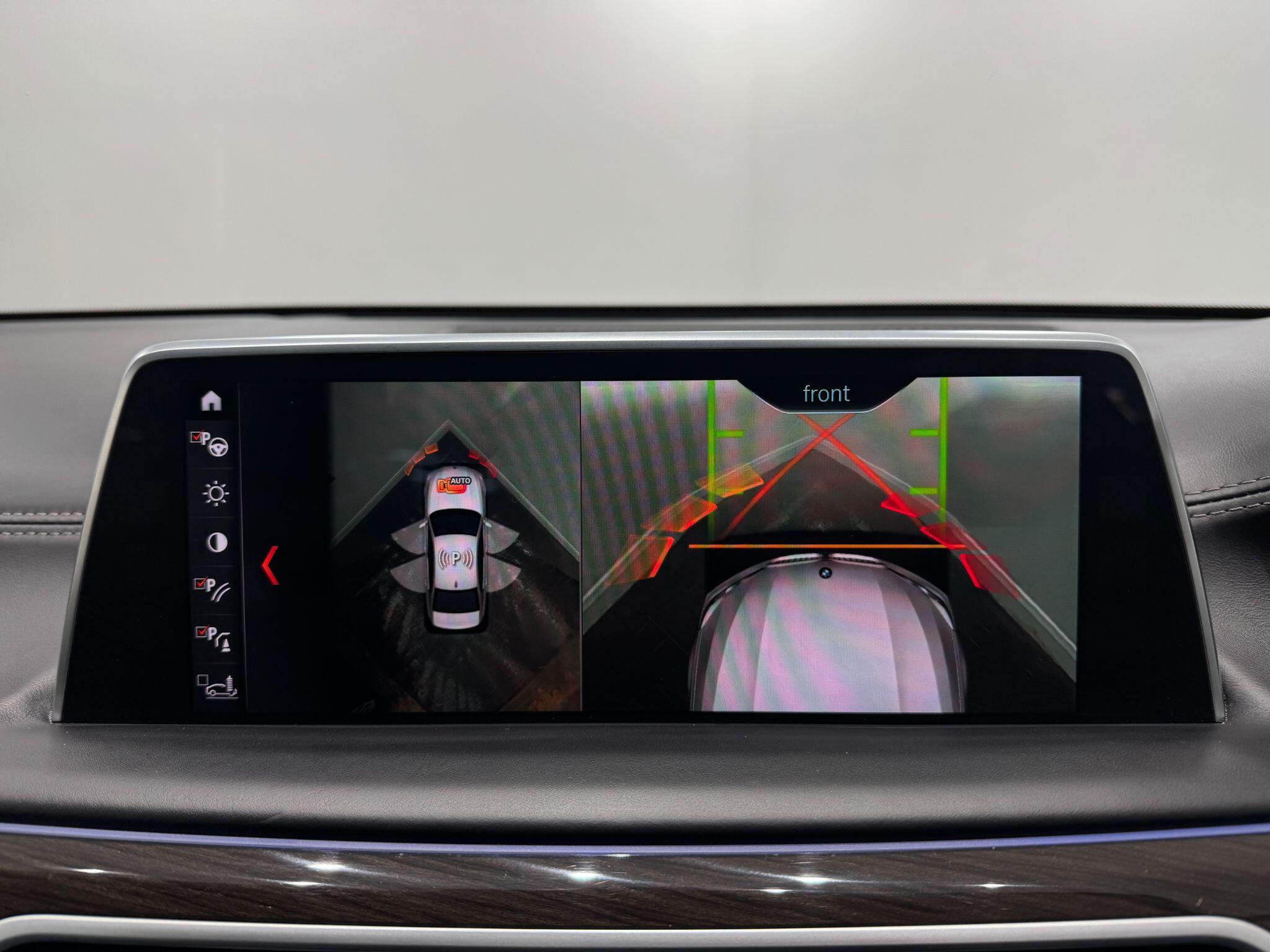 BMW 7 Series view 41