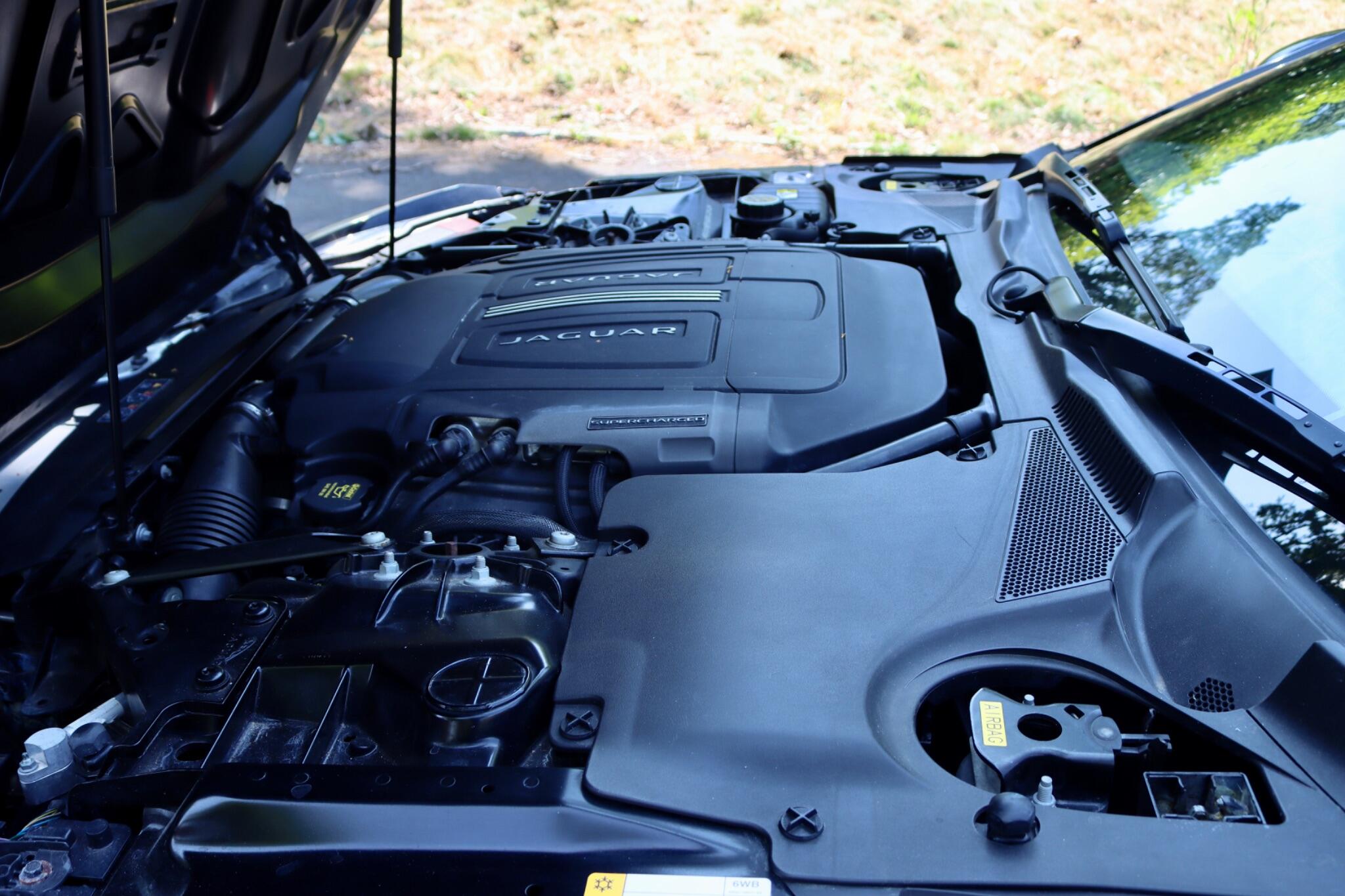 Jaguar F-Type view 18