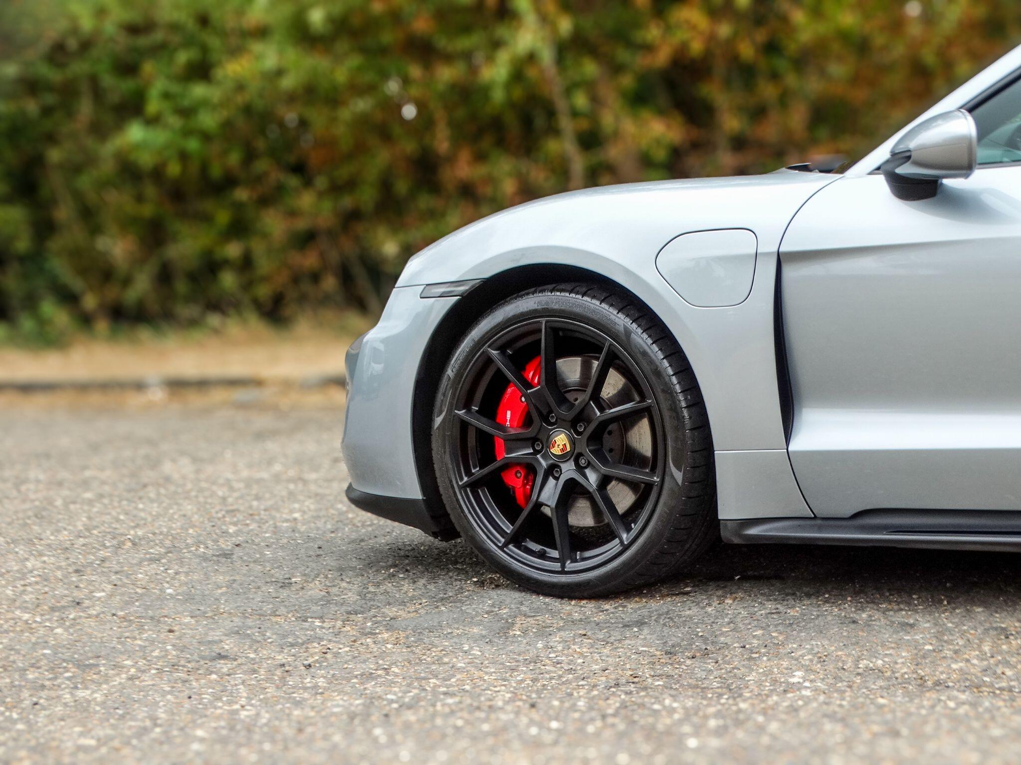 Porsche Taycan view 5