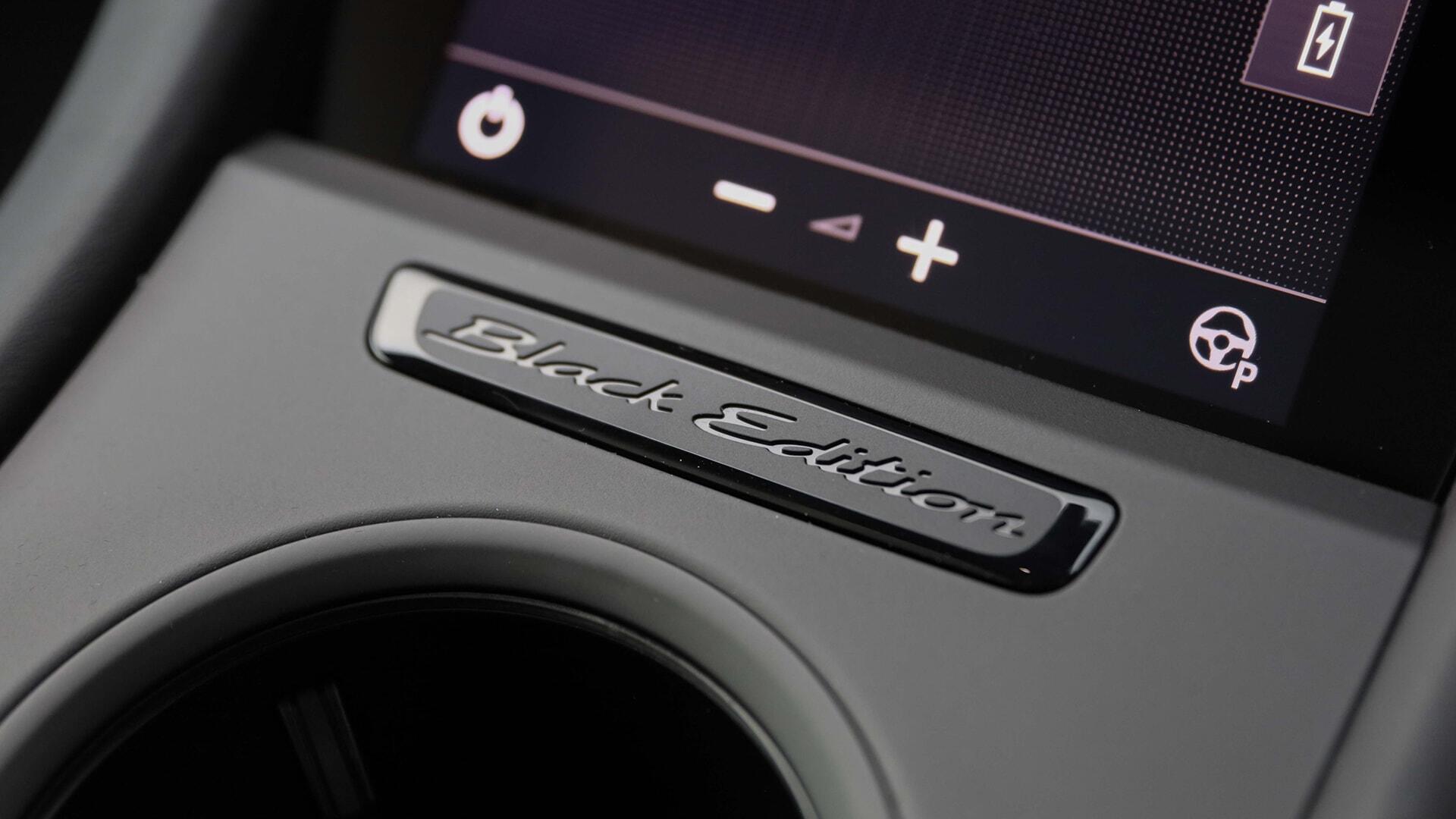 Porsche Taycan view 23