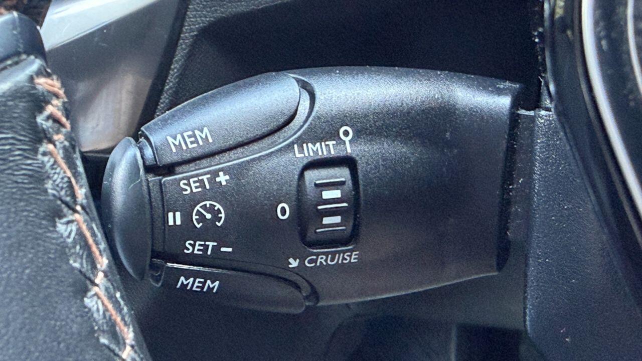 Peugeot 3008 view 29