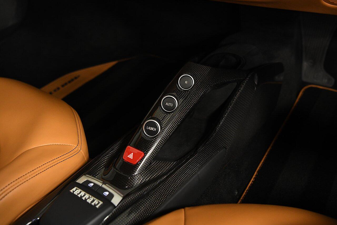 Ferrari 488 view 18