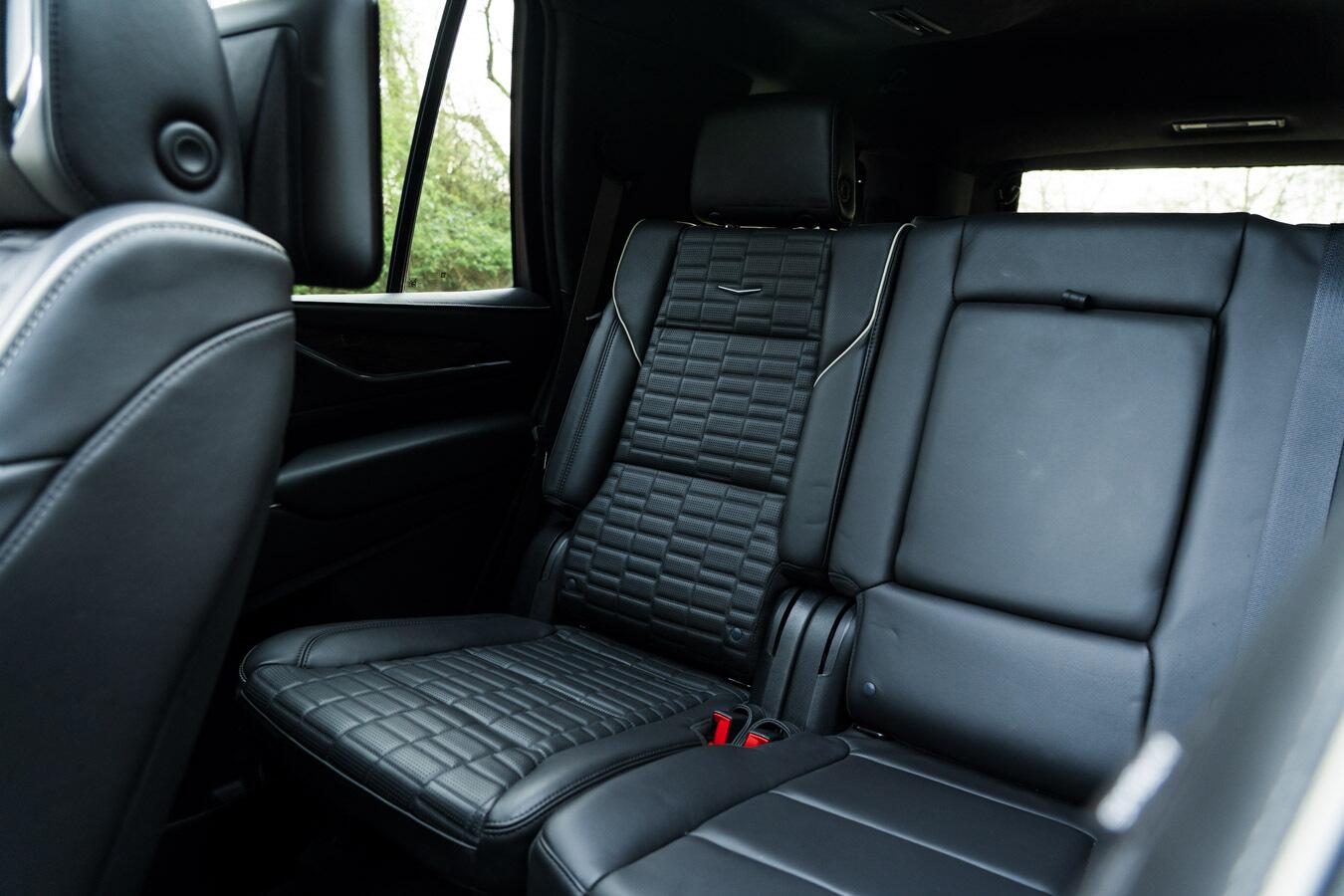 Cadillac Escalade view 44