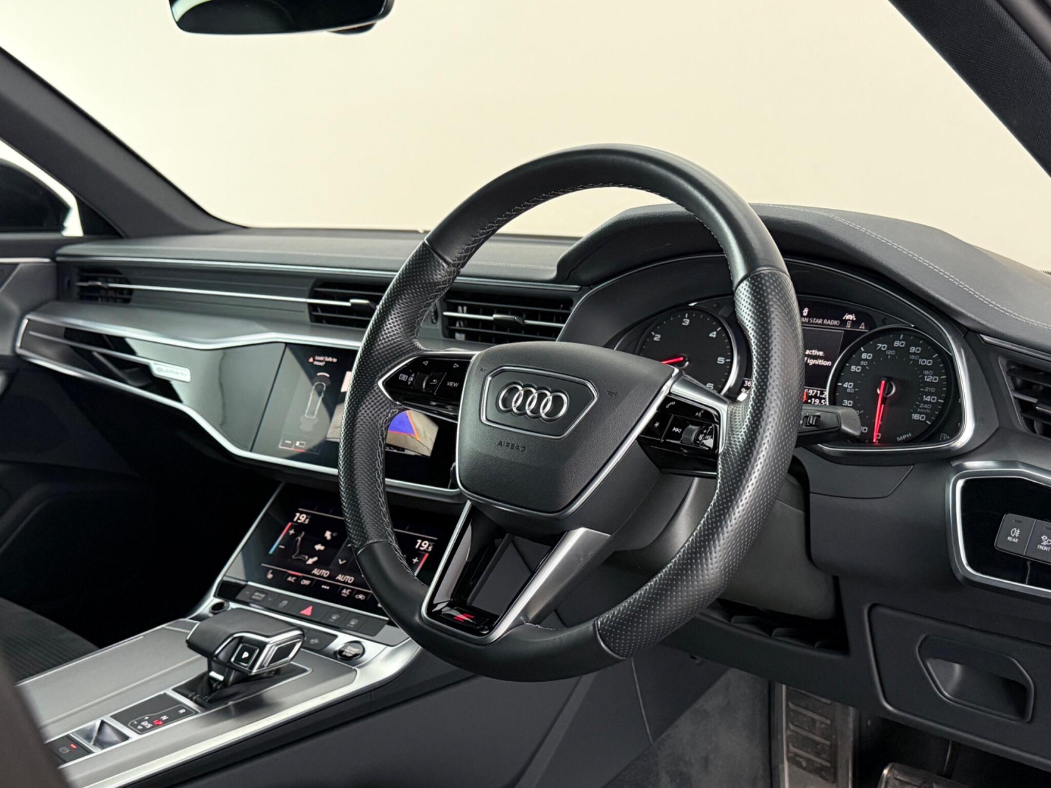 Audi A6 view 3