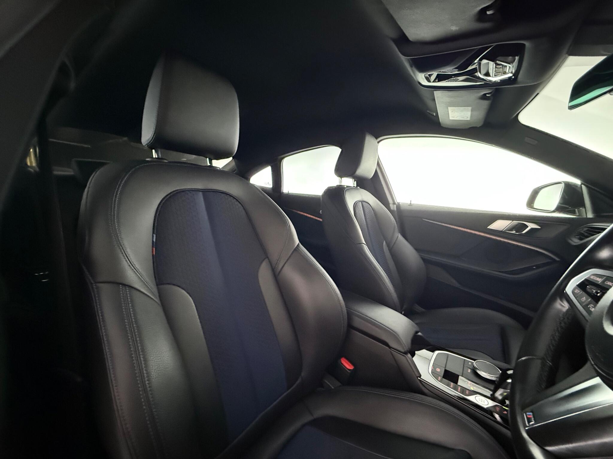 BMW 2 Series view 32