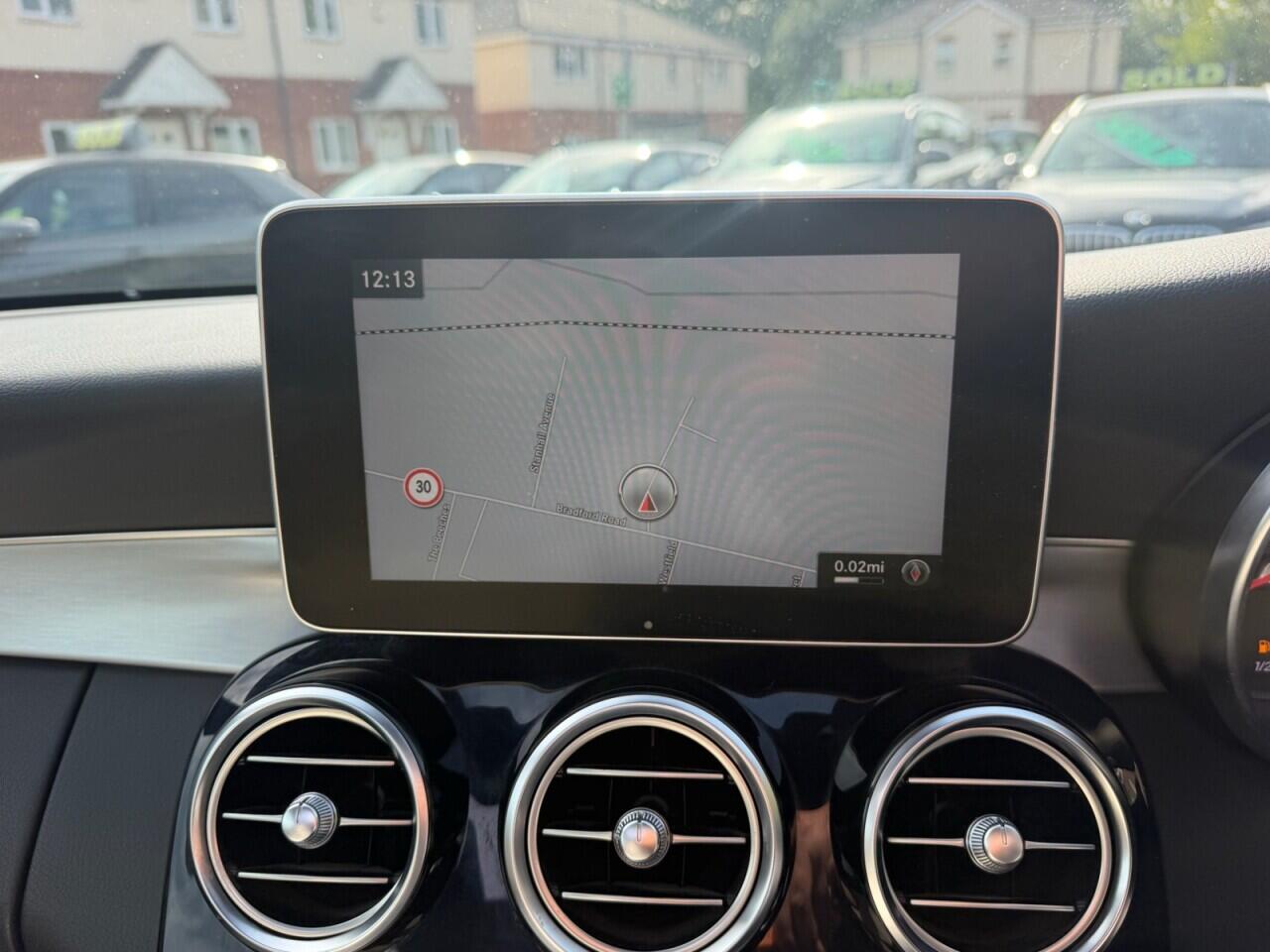 Mercedes-Benz C-Class view 10