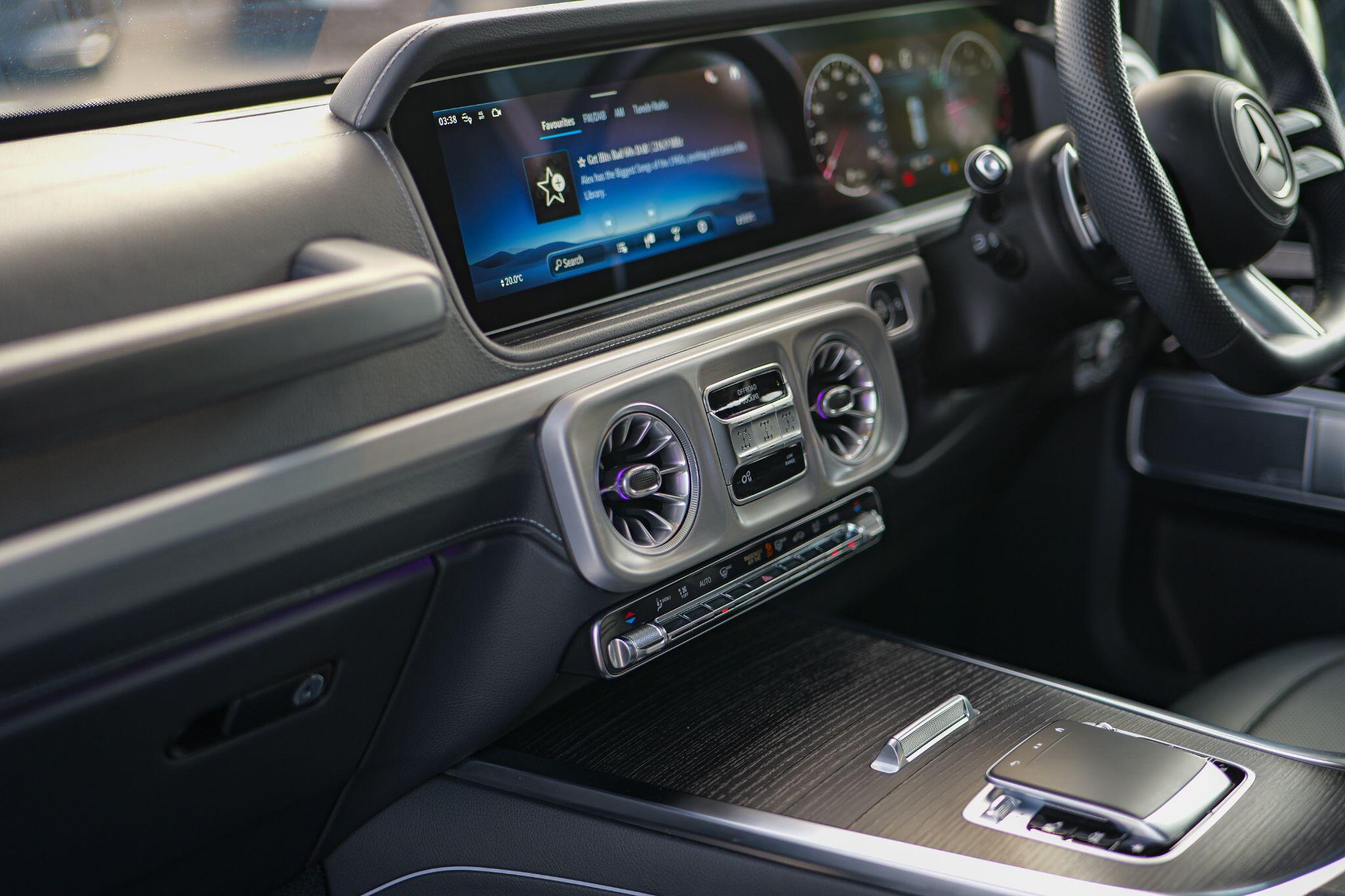 Mercedes-Benz G Class view 18