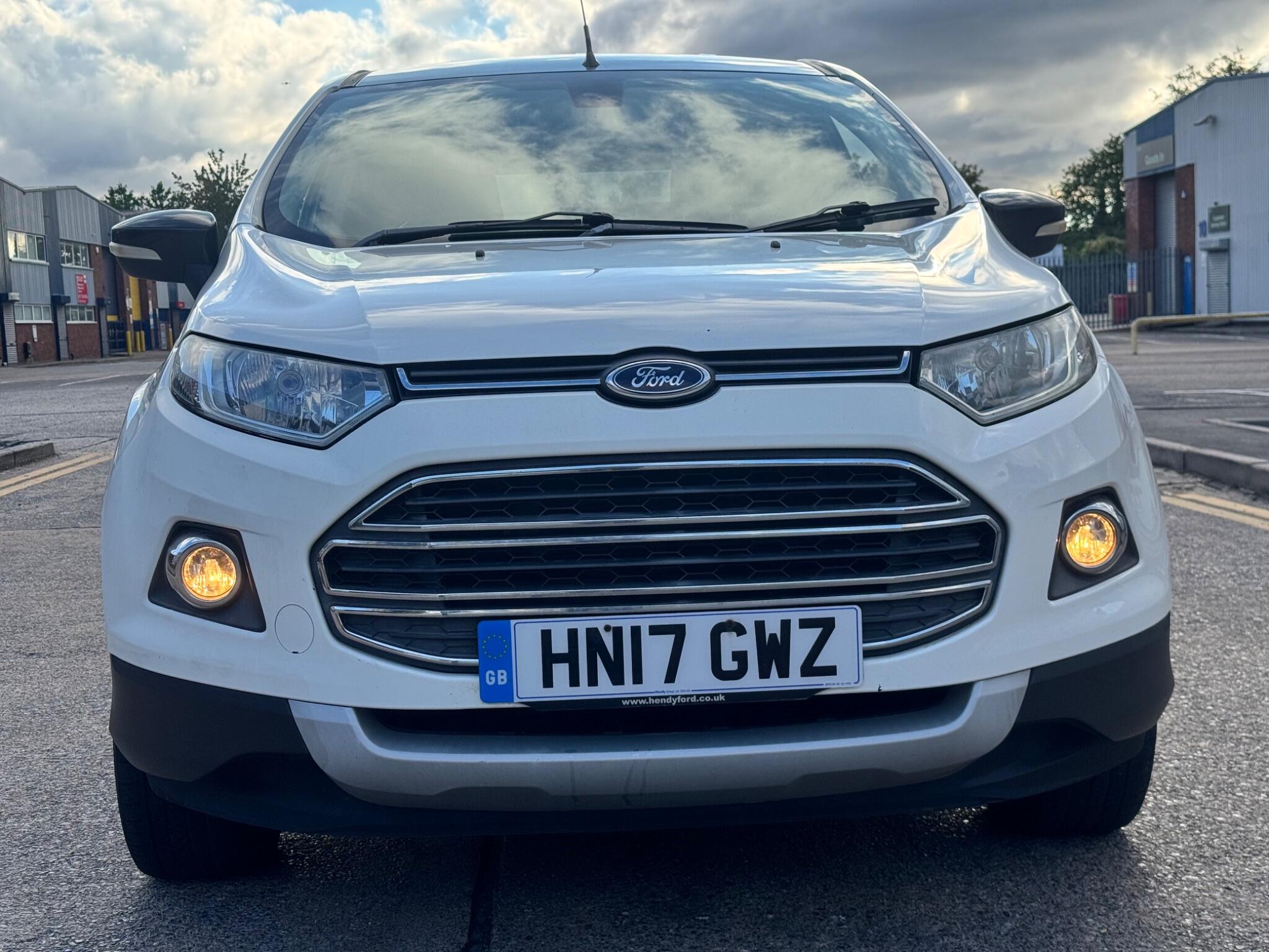 Ford Ecosport view 6