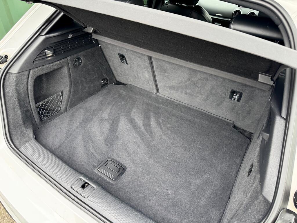 Audi A3 view 42