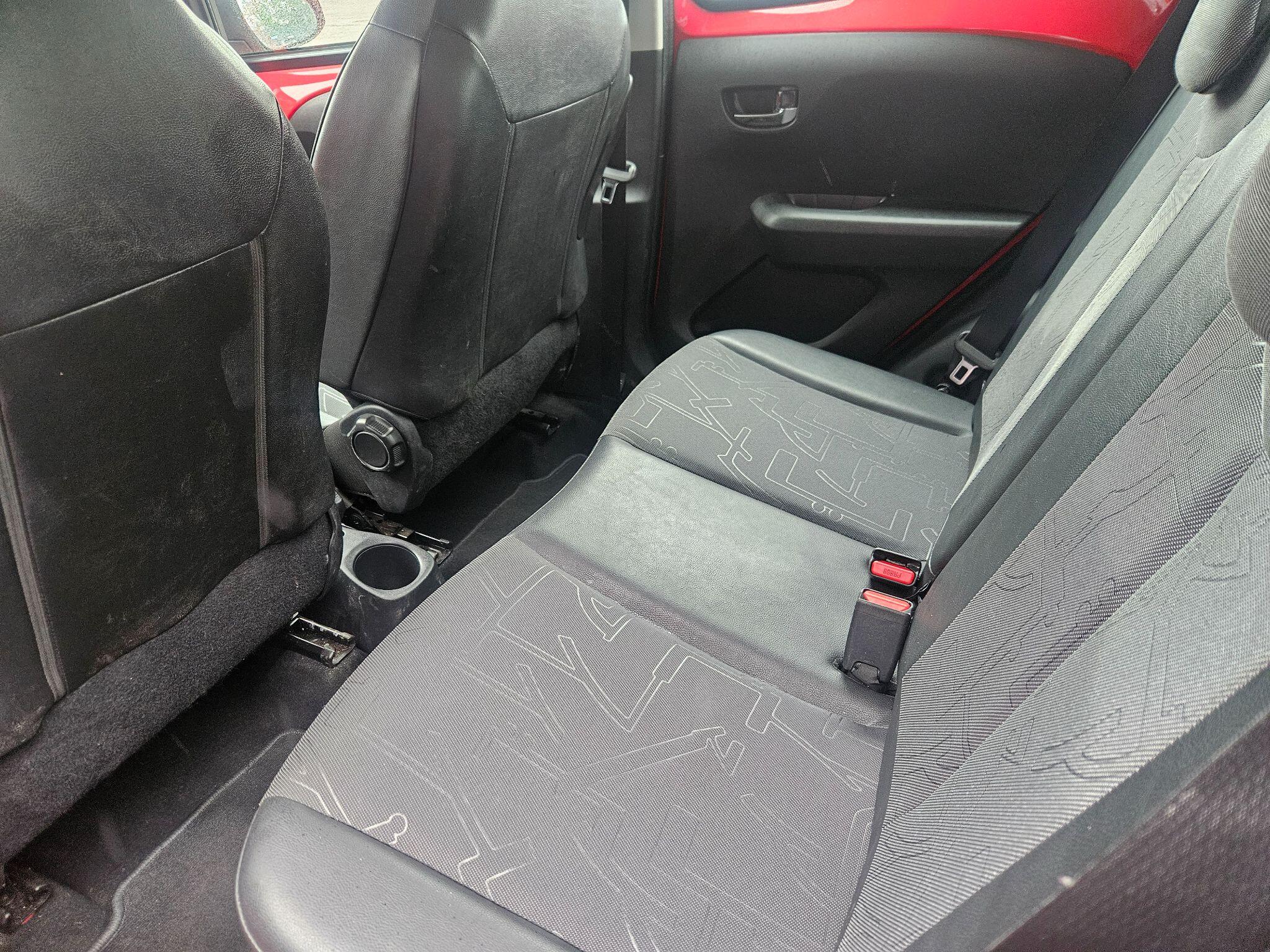 2015 Toyota AYGO image 41