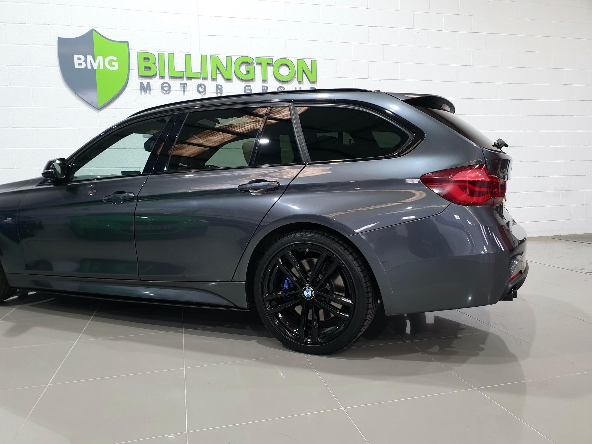 BMW 3 Series view 27