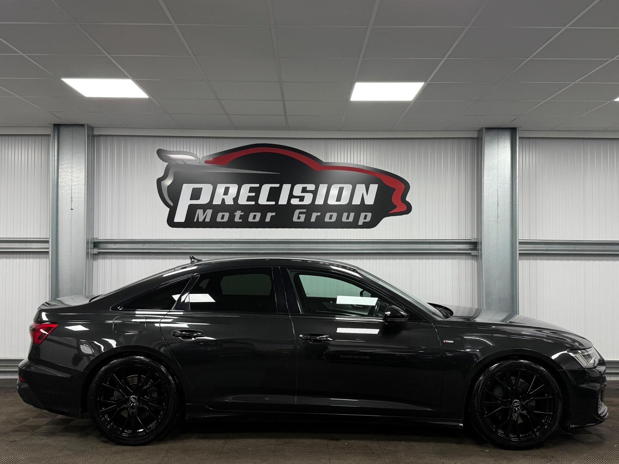 Audi A6 view 11