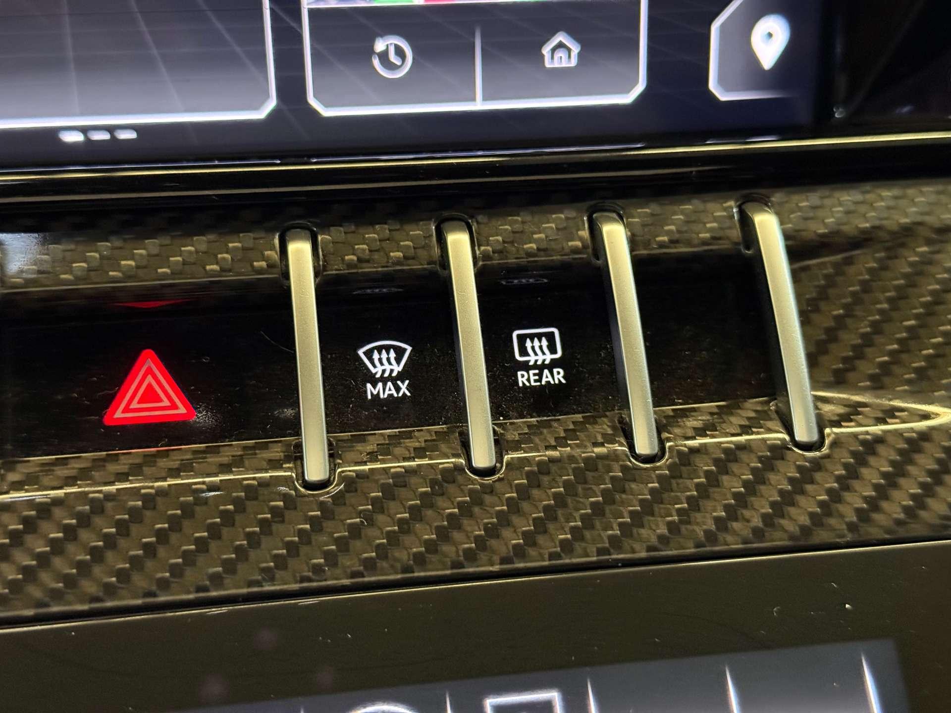 Lamborghini Urus view 52