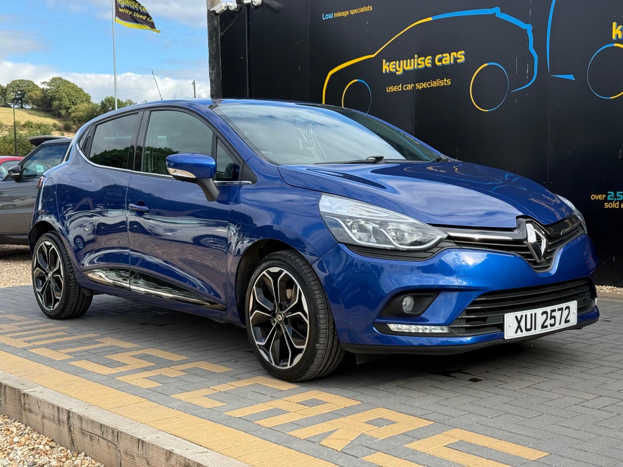 Renault Clio view 9