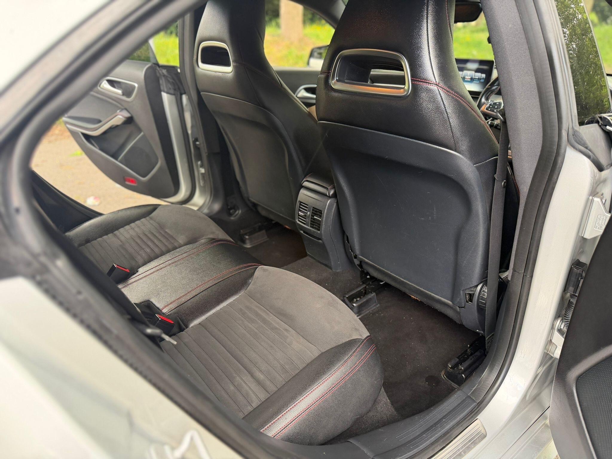 Mercedes-Benz Cla view 16
