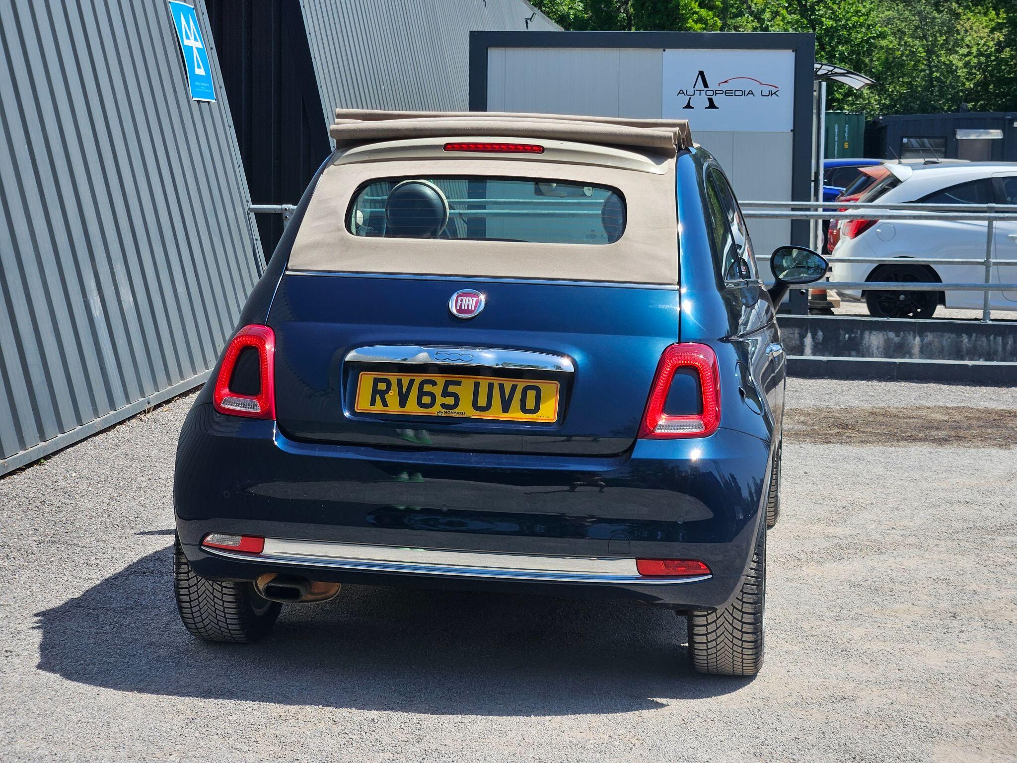 2015 Fiat 500C image 11