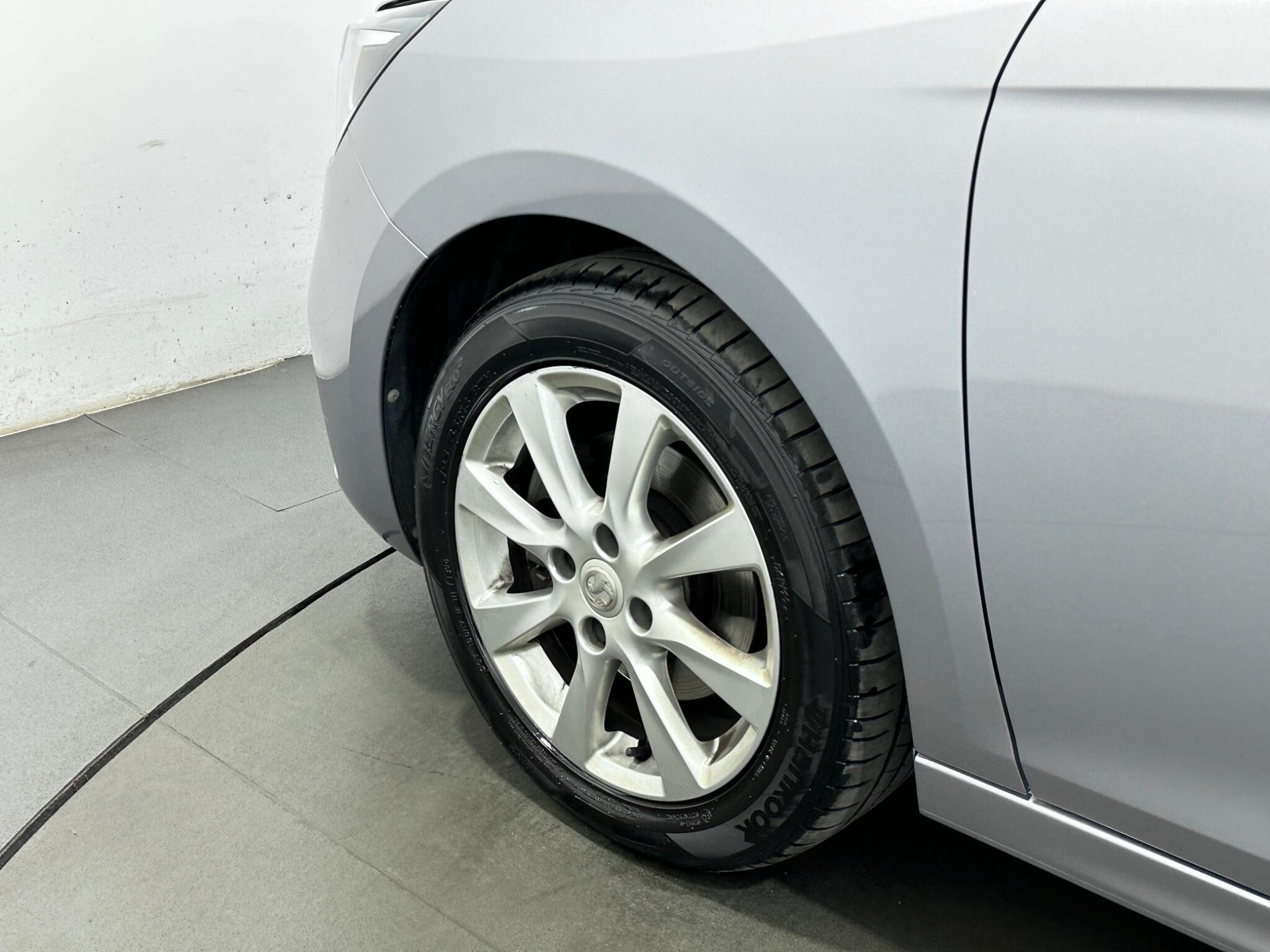Vauxhall Corsa view 45
