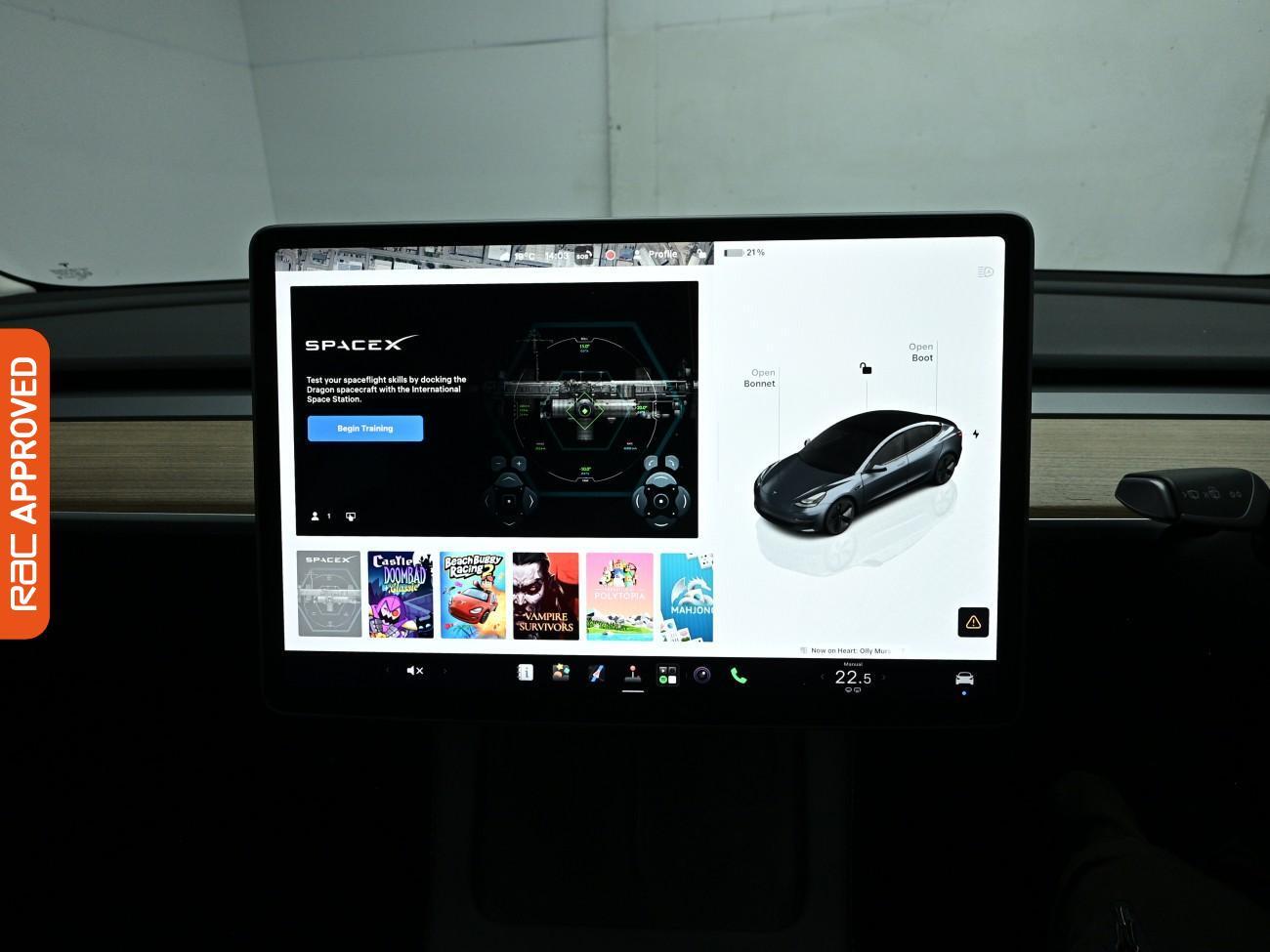 Tesla Model 3 view 15