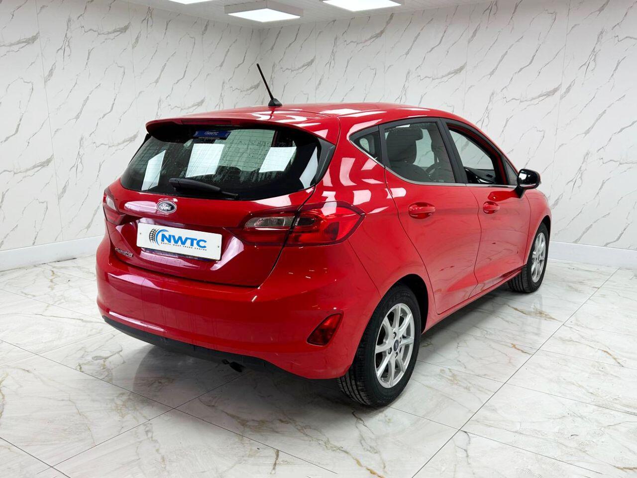 Ford Fiesta view 9