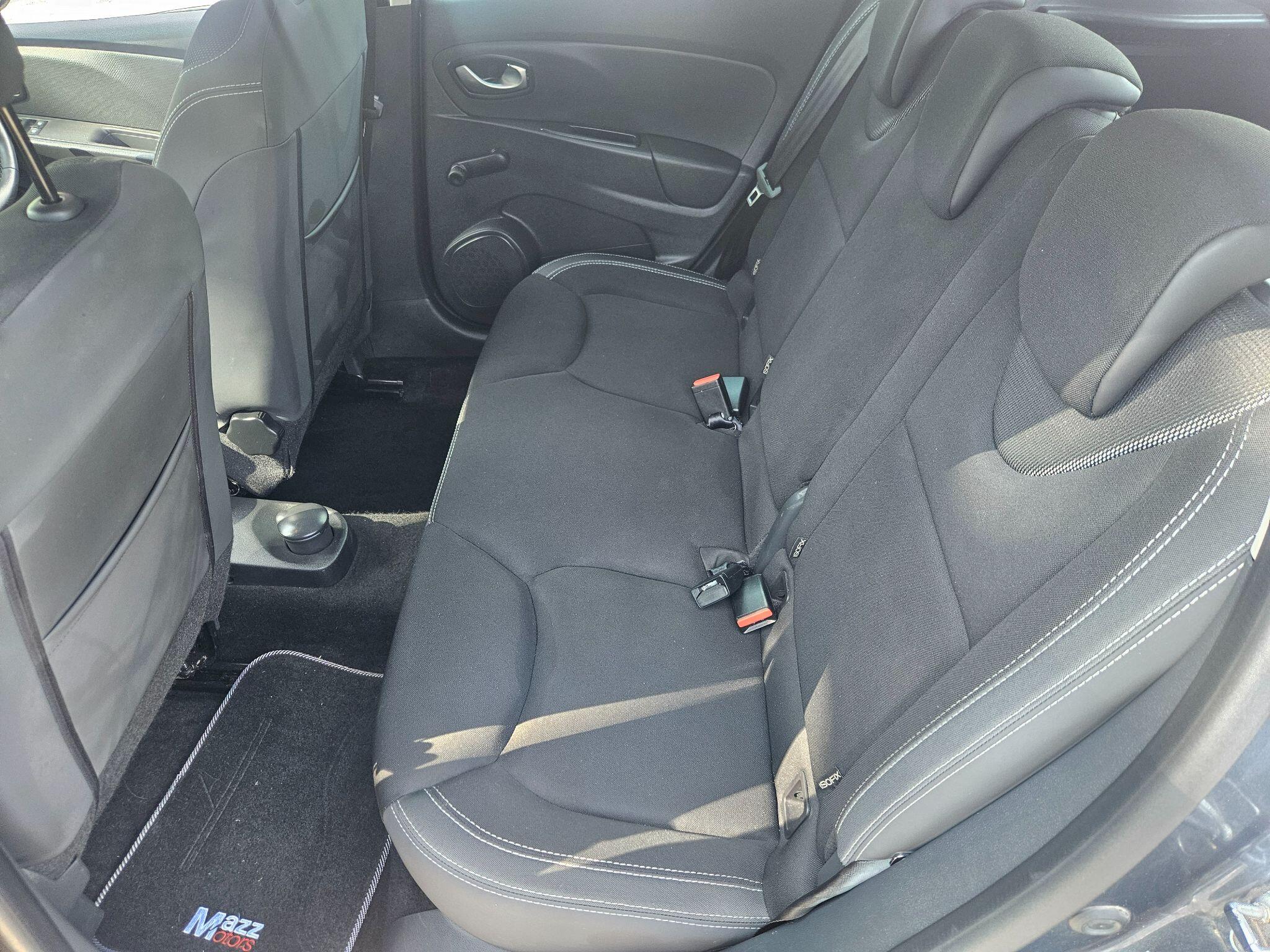 2018 Renault Clio image 31