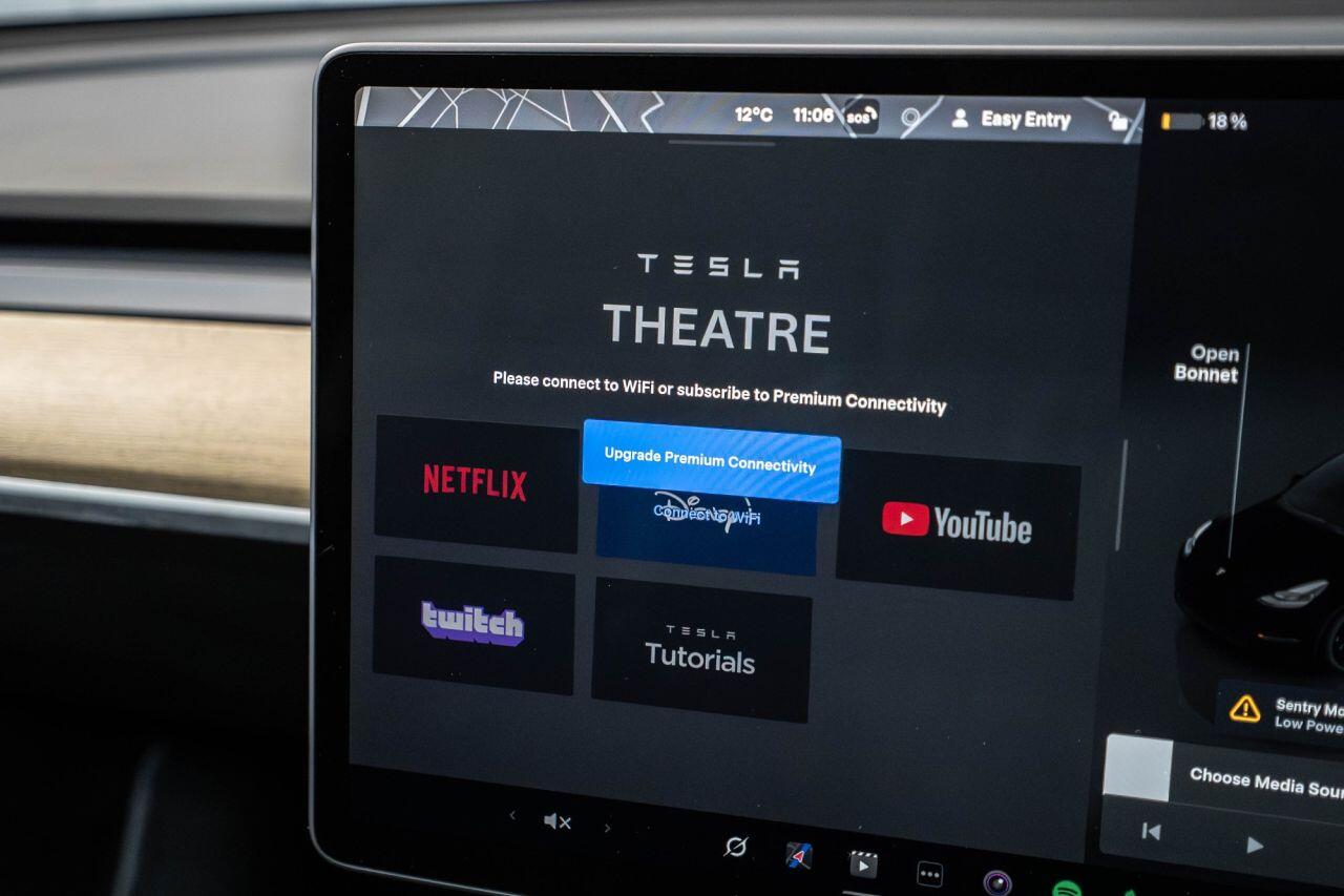 Tesla Model Y view 36