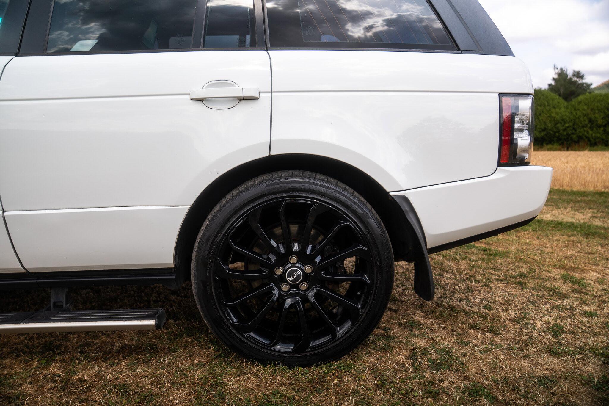 Land Rover Range Rover view 15