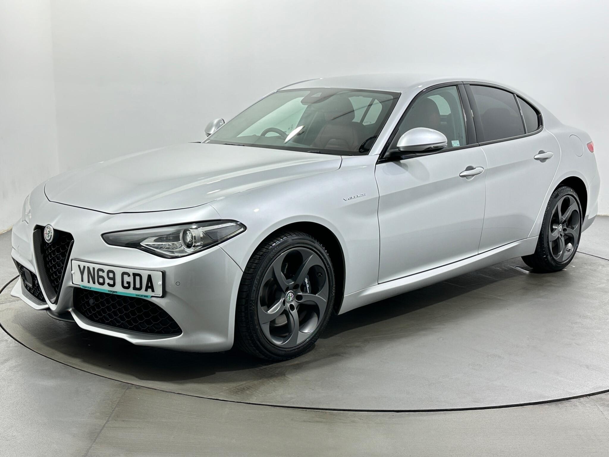 Alfa Romeo Giulia view 4