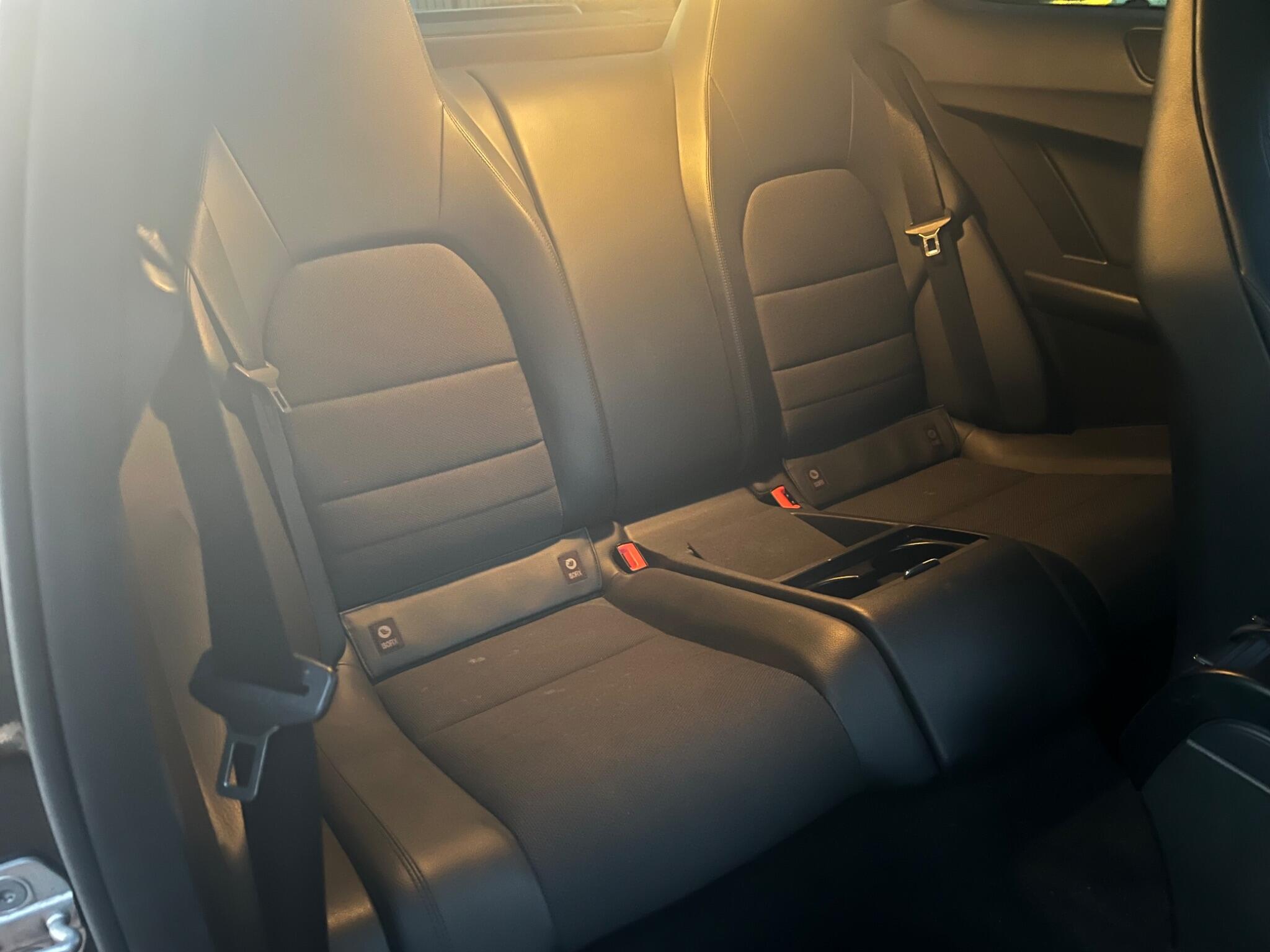 Mercedes-Benz C-Class view 22