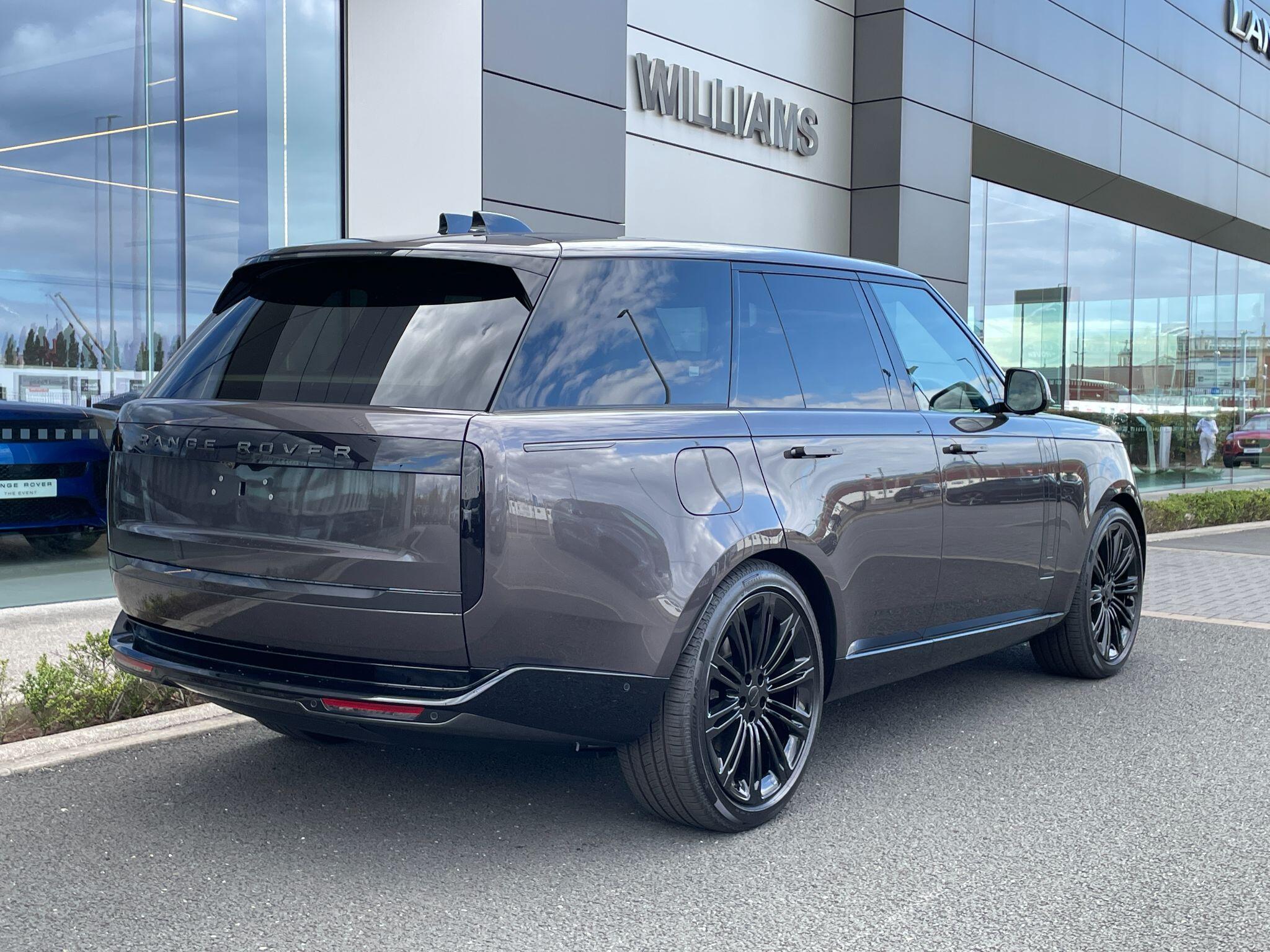 Land Rover Range Rover view 48