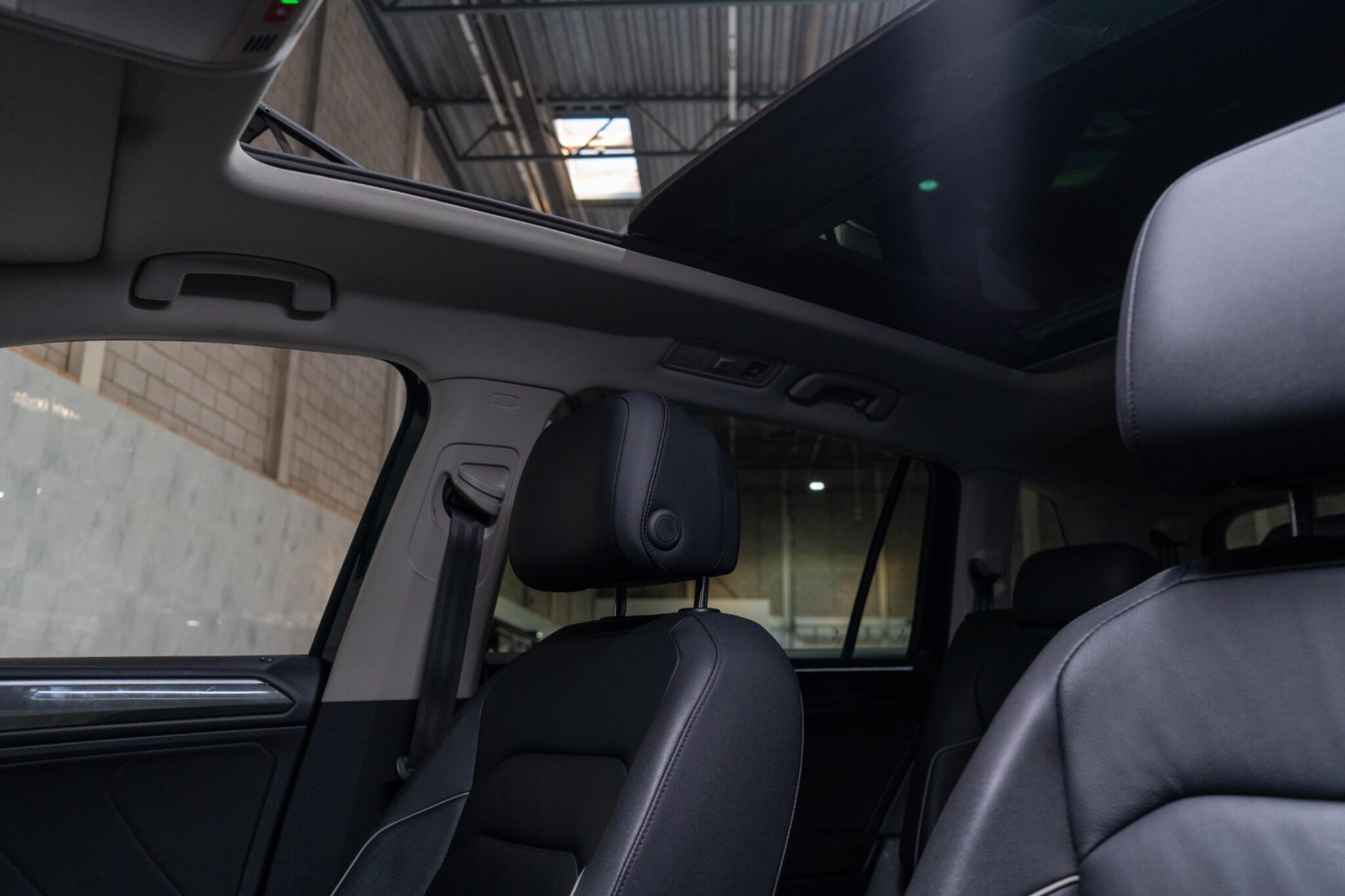 Volkswagen Tiguan Allspace view 44